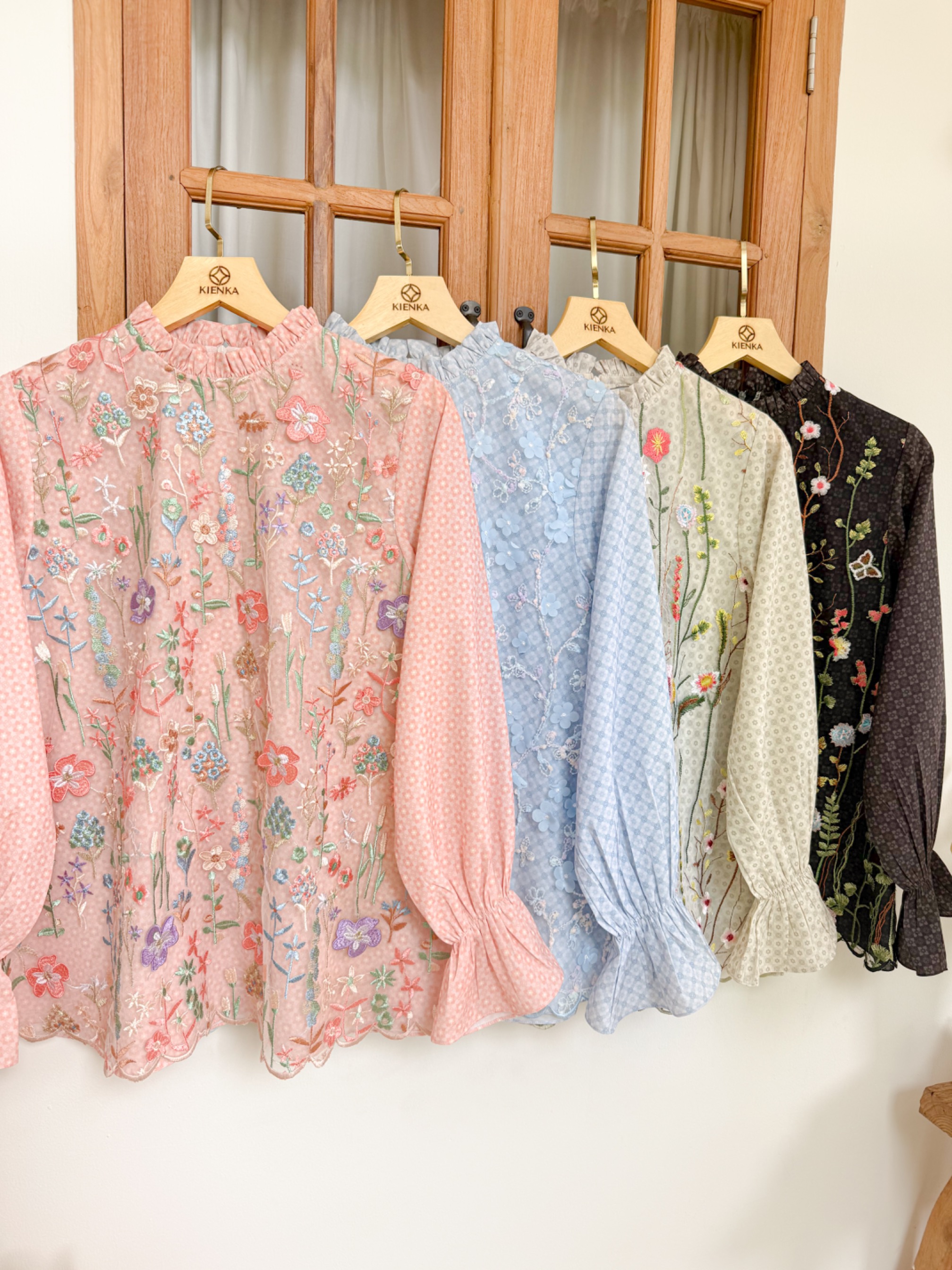 Elena Lace Blouse Fuzz