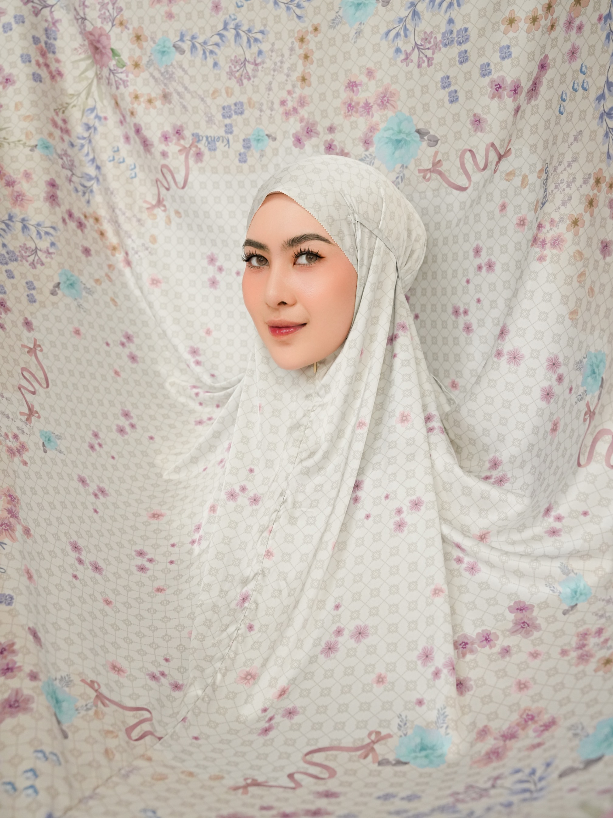 Medina Prayer Set Whisper