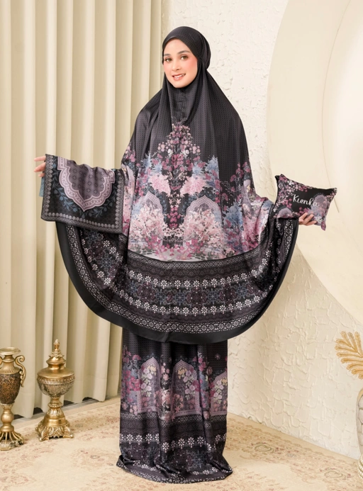 Image of Medina Prayer Set Onyx