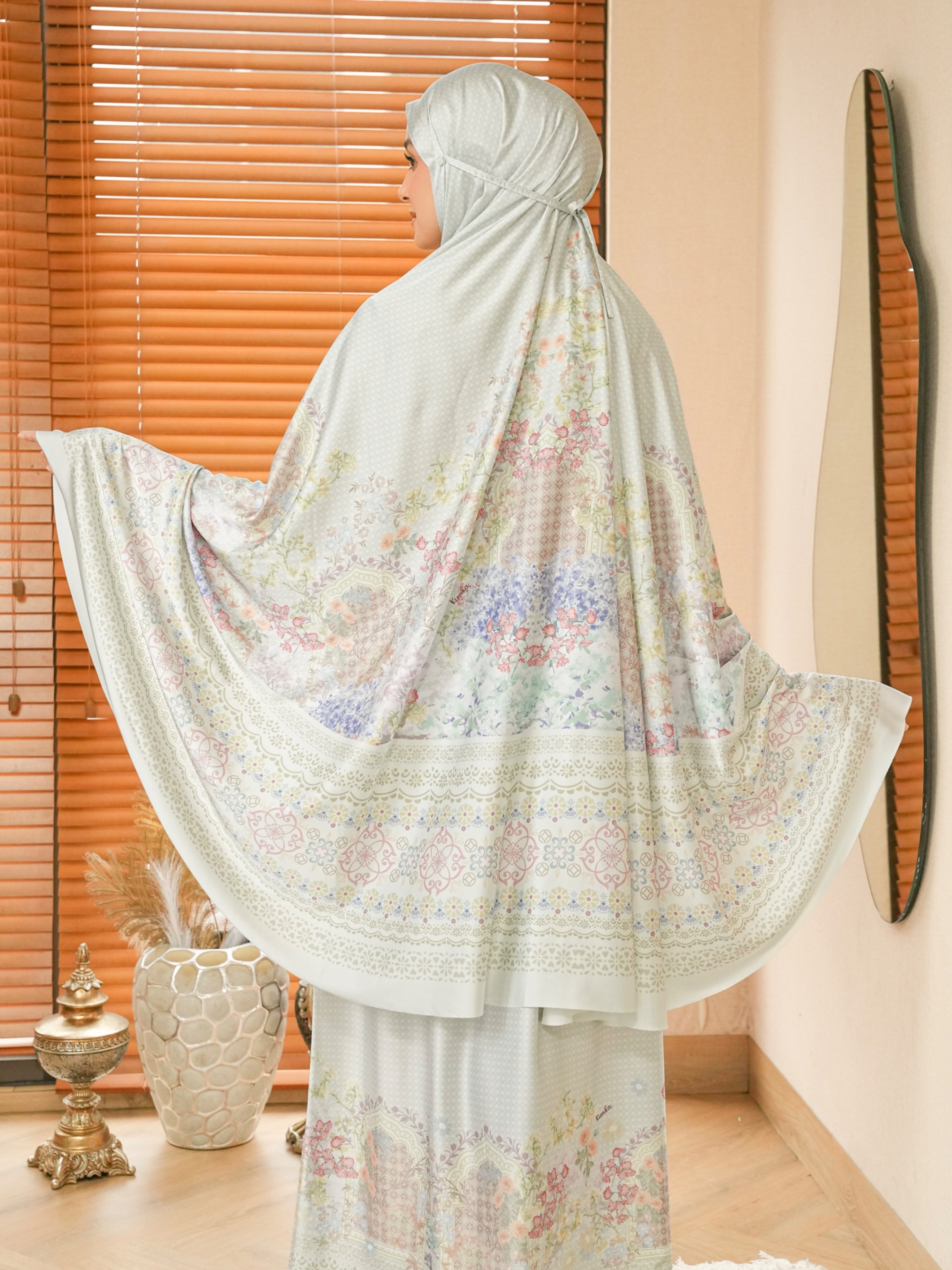 Medina Prayer Set Creamy