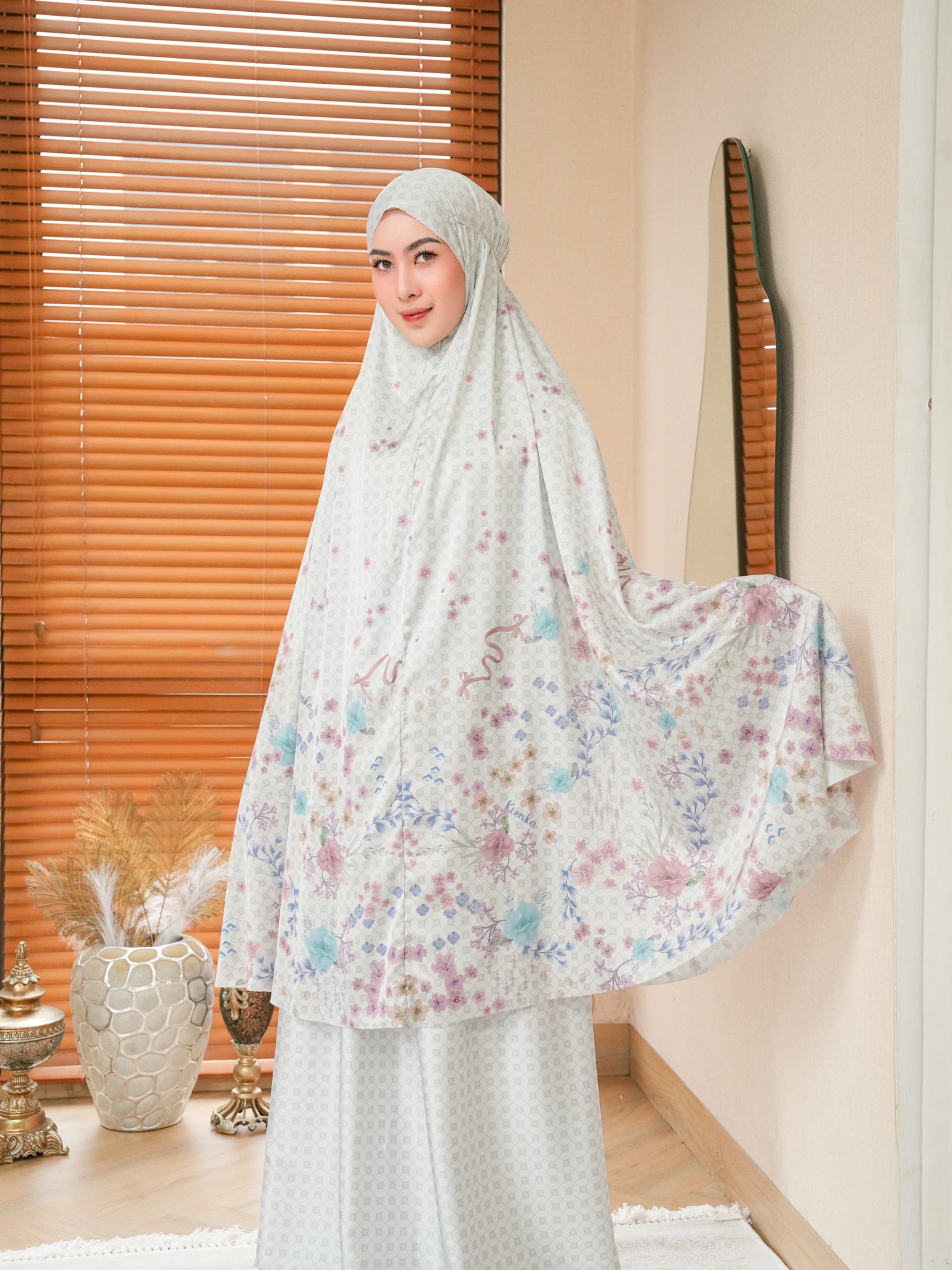 Medina Prayer Set Whisper