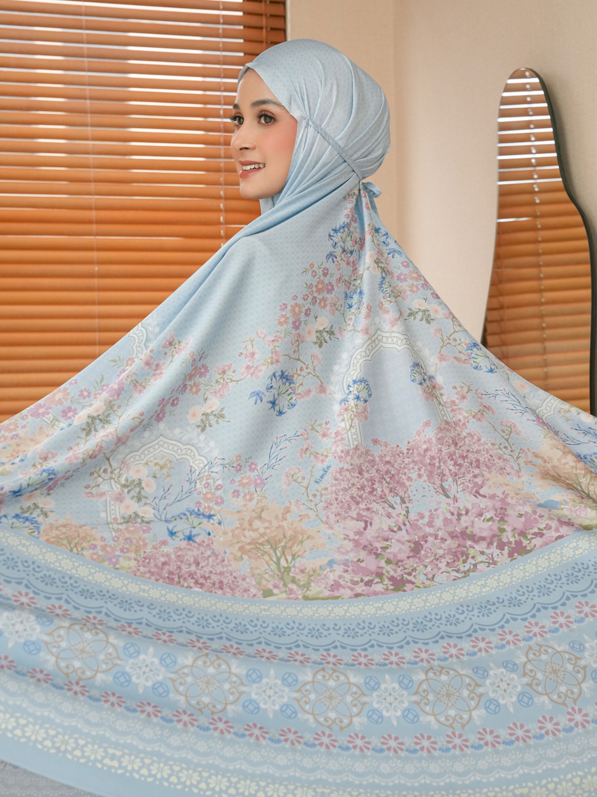 Medina Prayer Set Airy