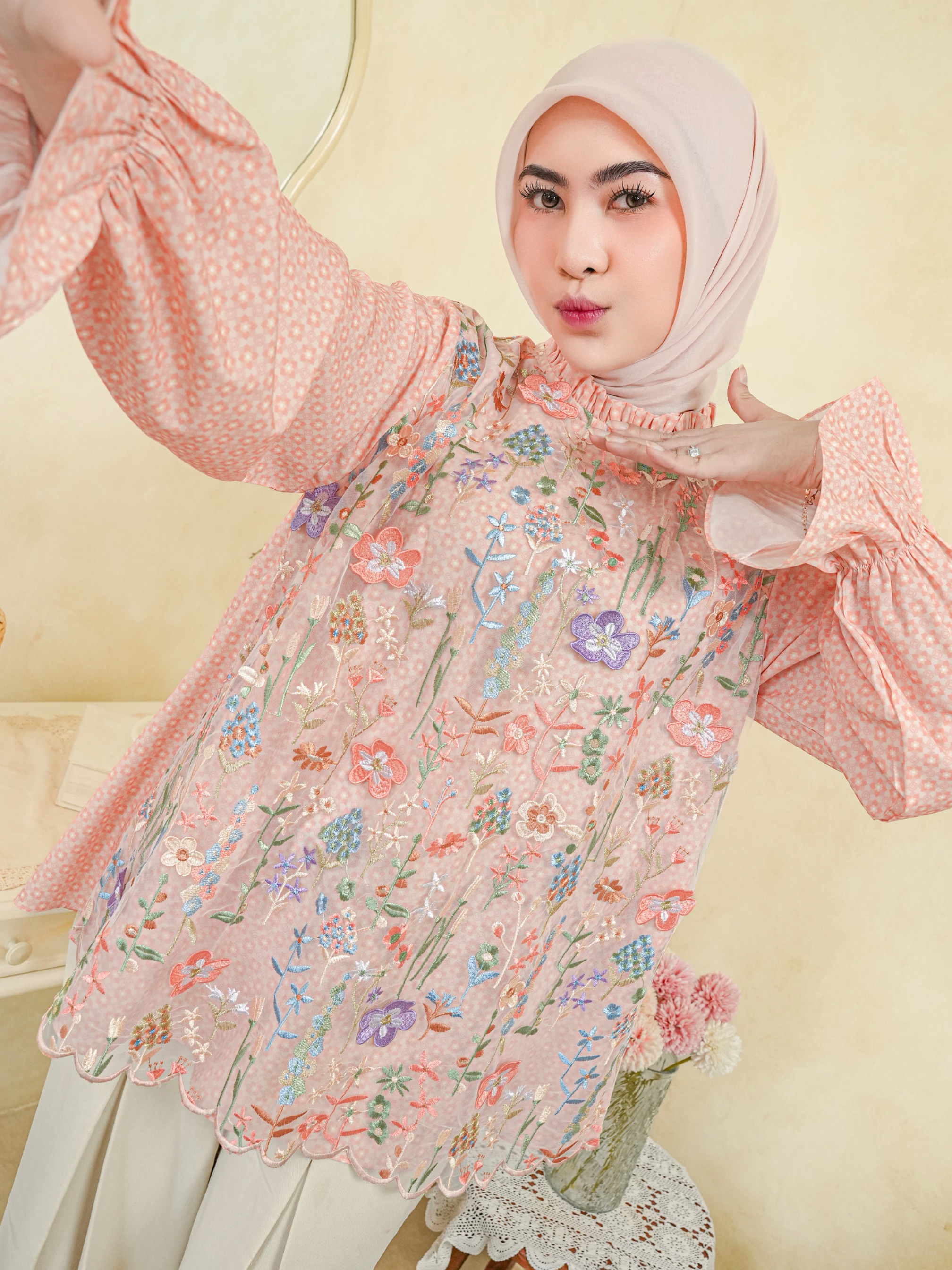 Elena Lace Blouse Fuzz