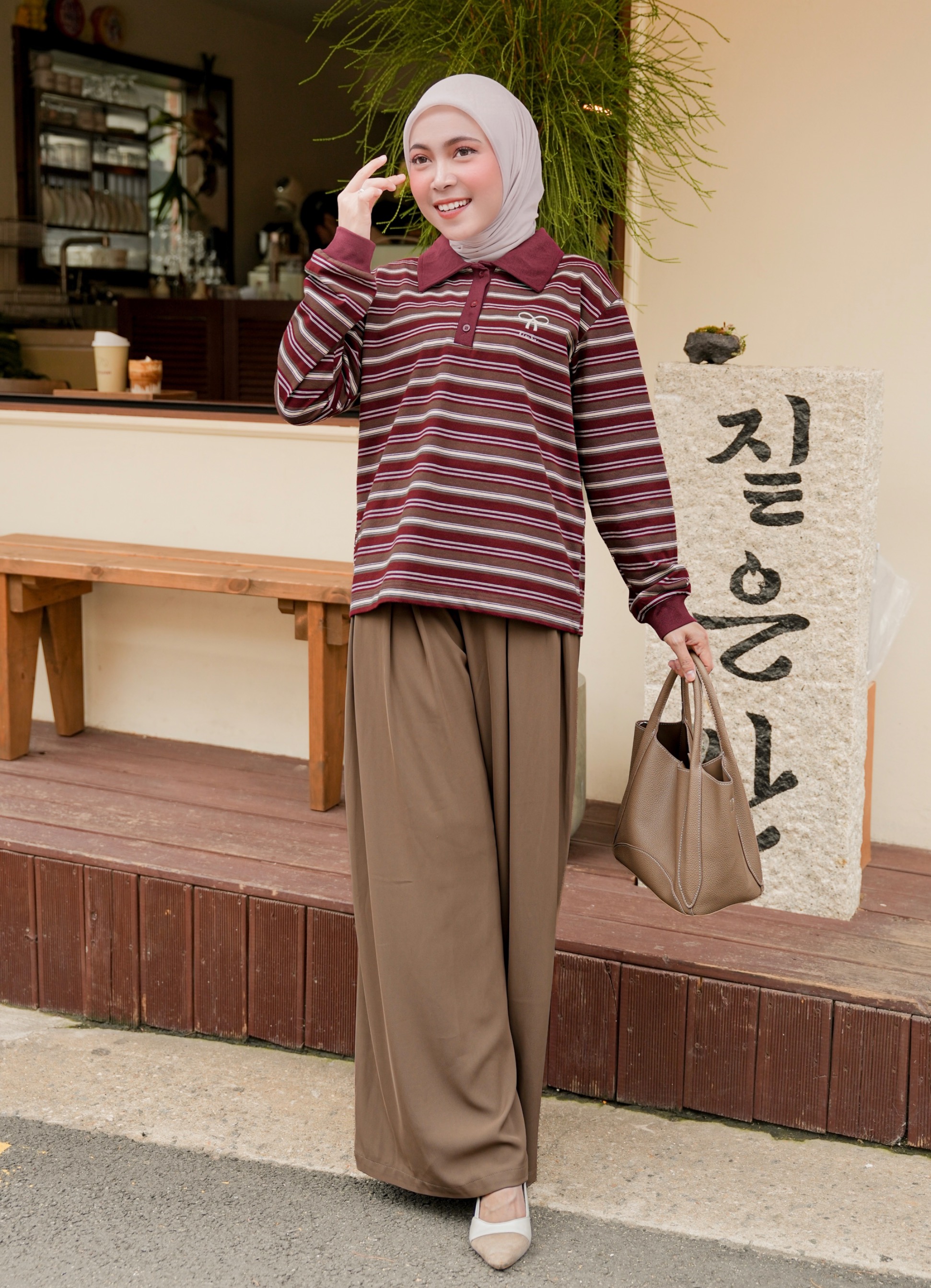 Hyeri Stripe Shirt Maroon
