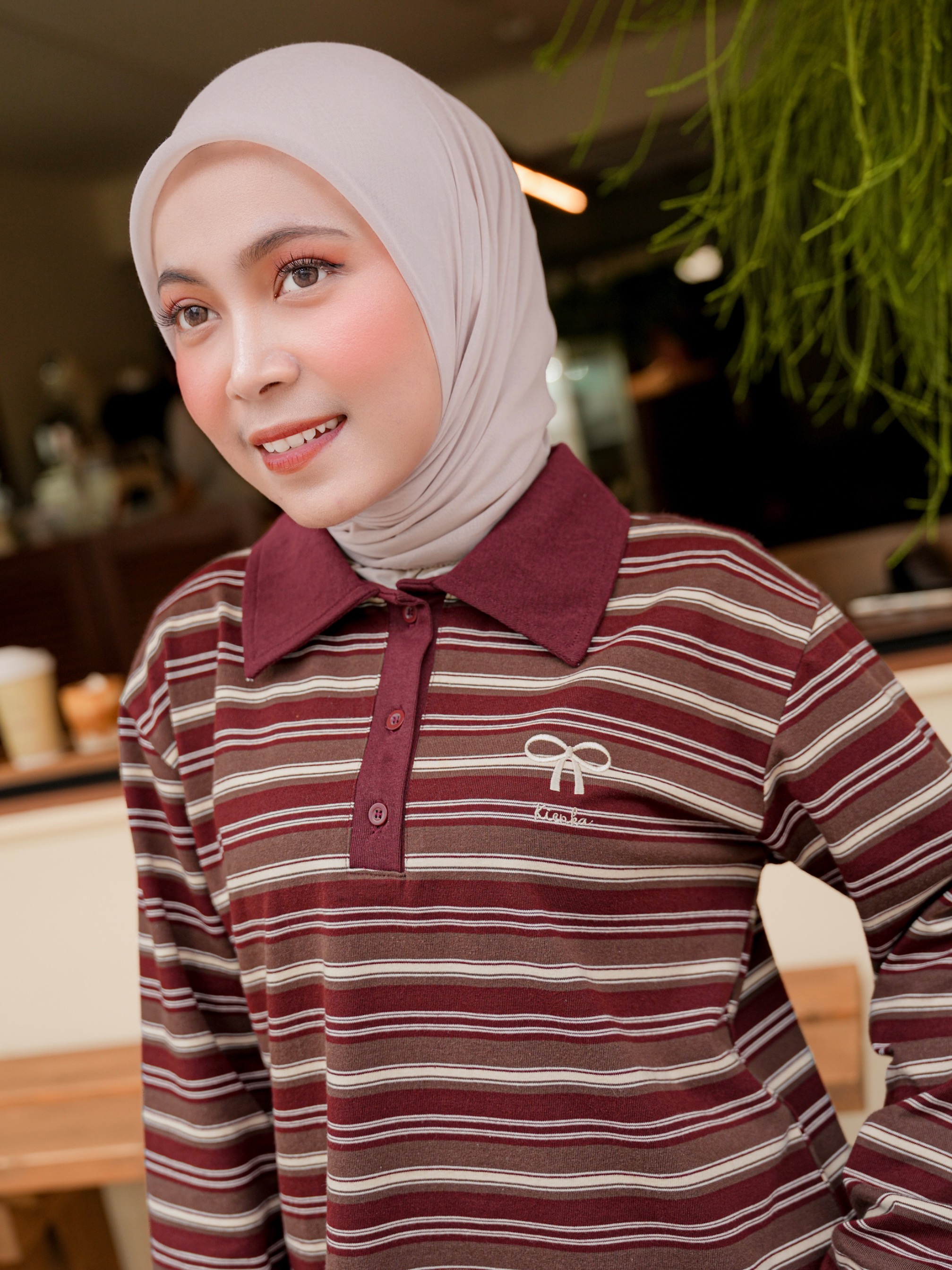 Hyeri Stripe Shirt Maroon