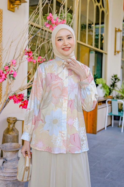 Image of Gardenia Floral Blouse Sunny