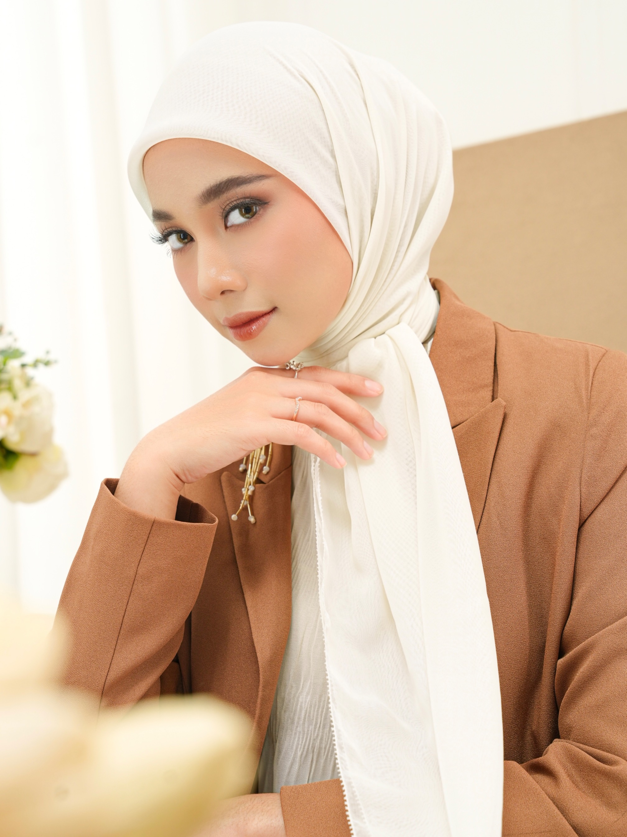 Gea Plain Hijab Snow