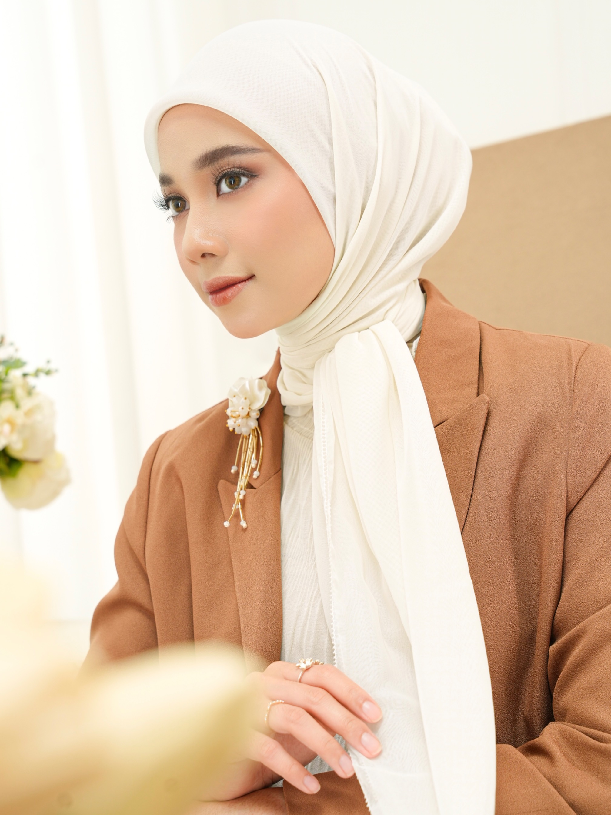 Gea Plain Hijab Snow