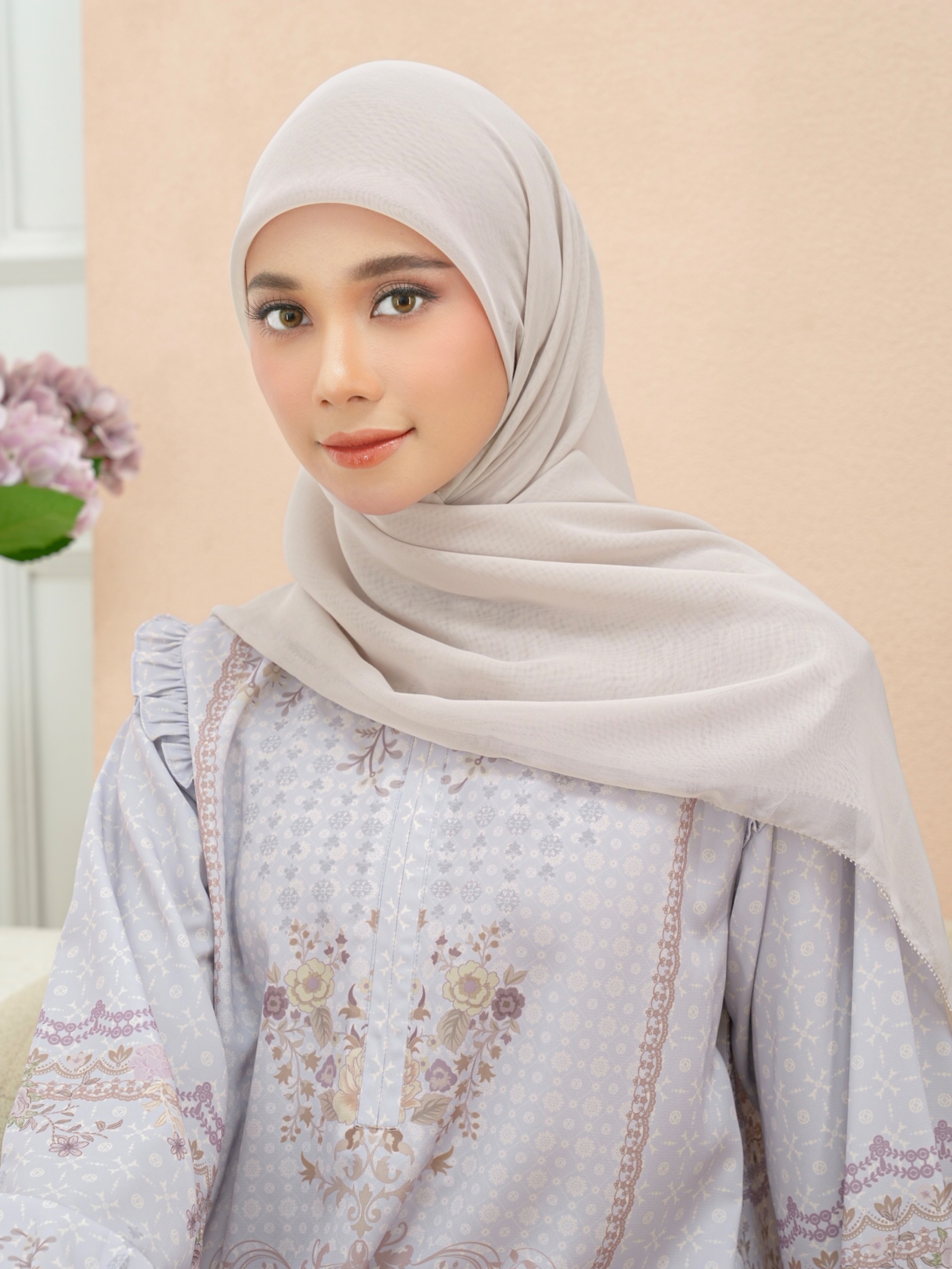 Gea Plain Hijab Ash