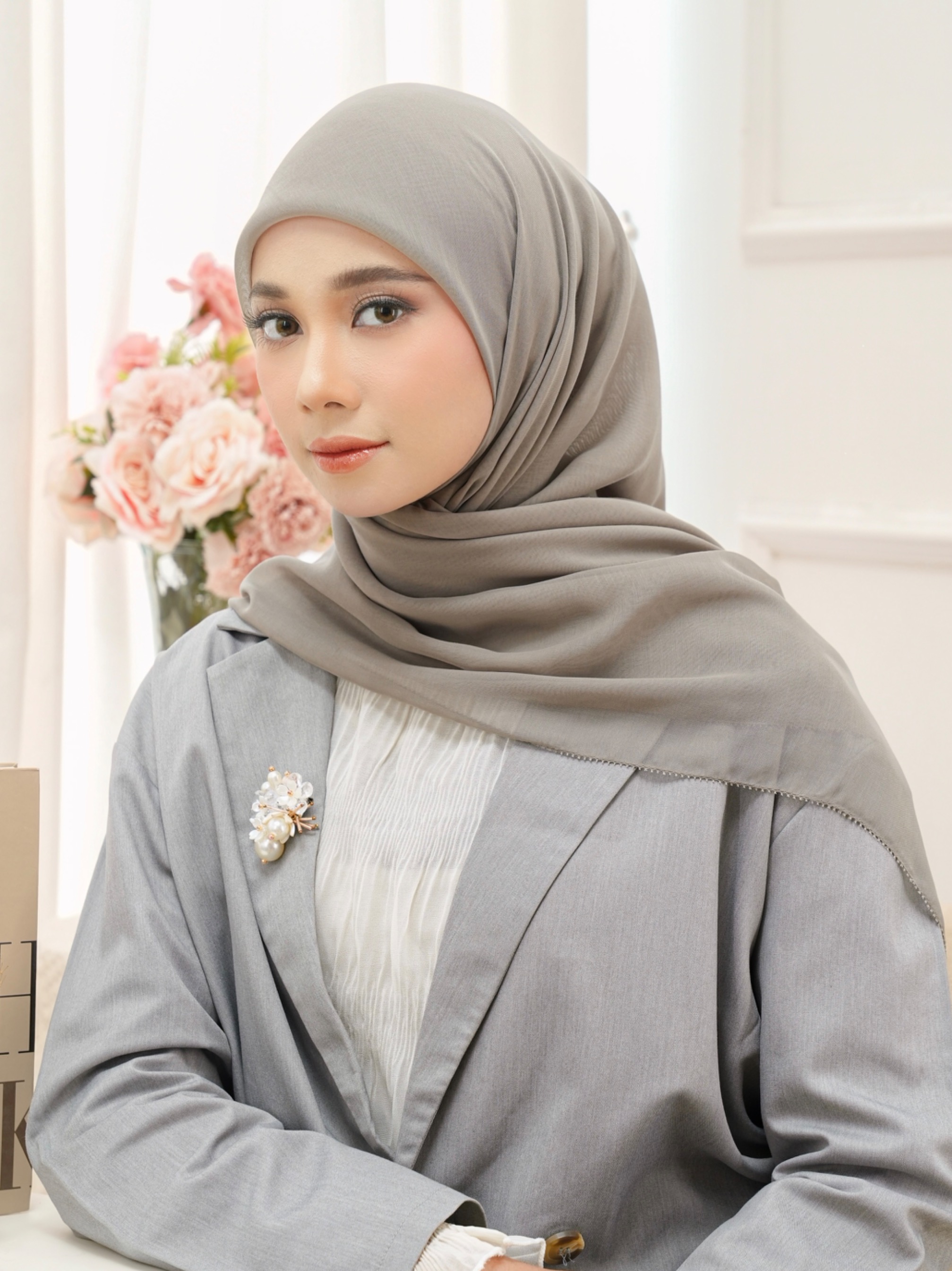 Gea Plain Hijab Stone