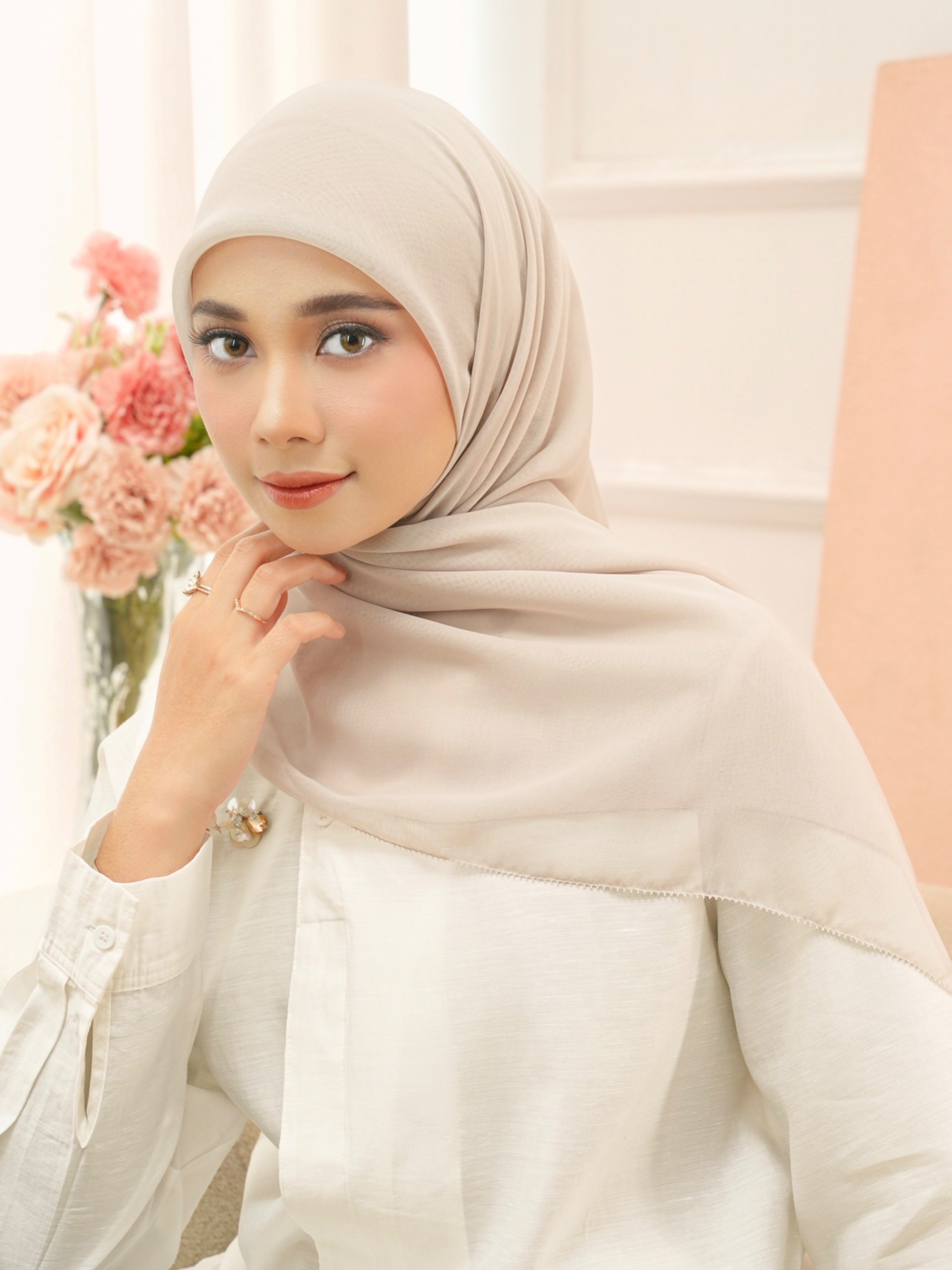 Gea Plain Hijab Khaki