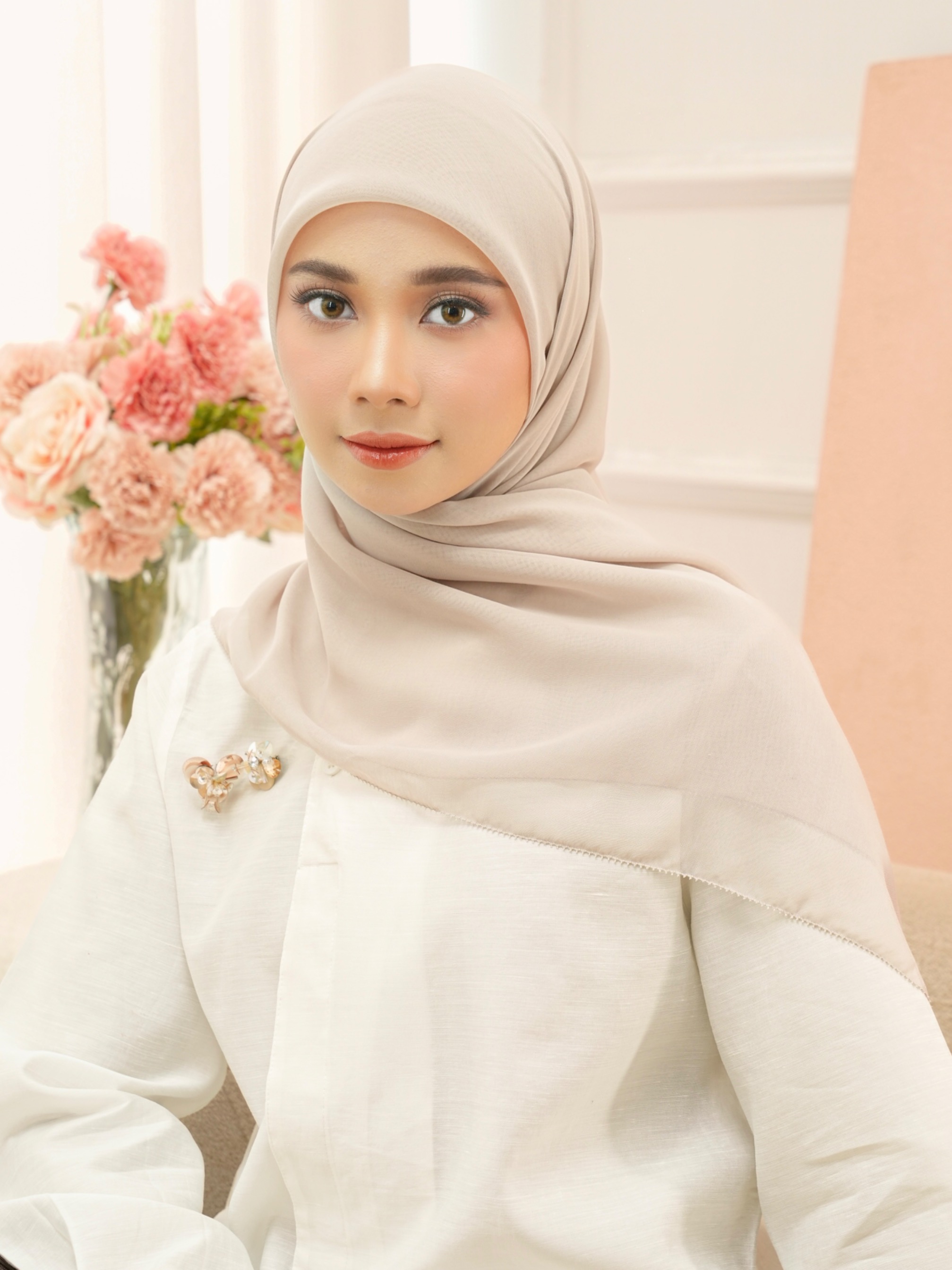 Gea Plain Hijab Khaki