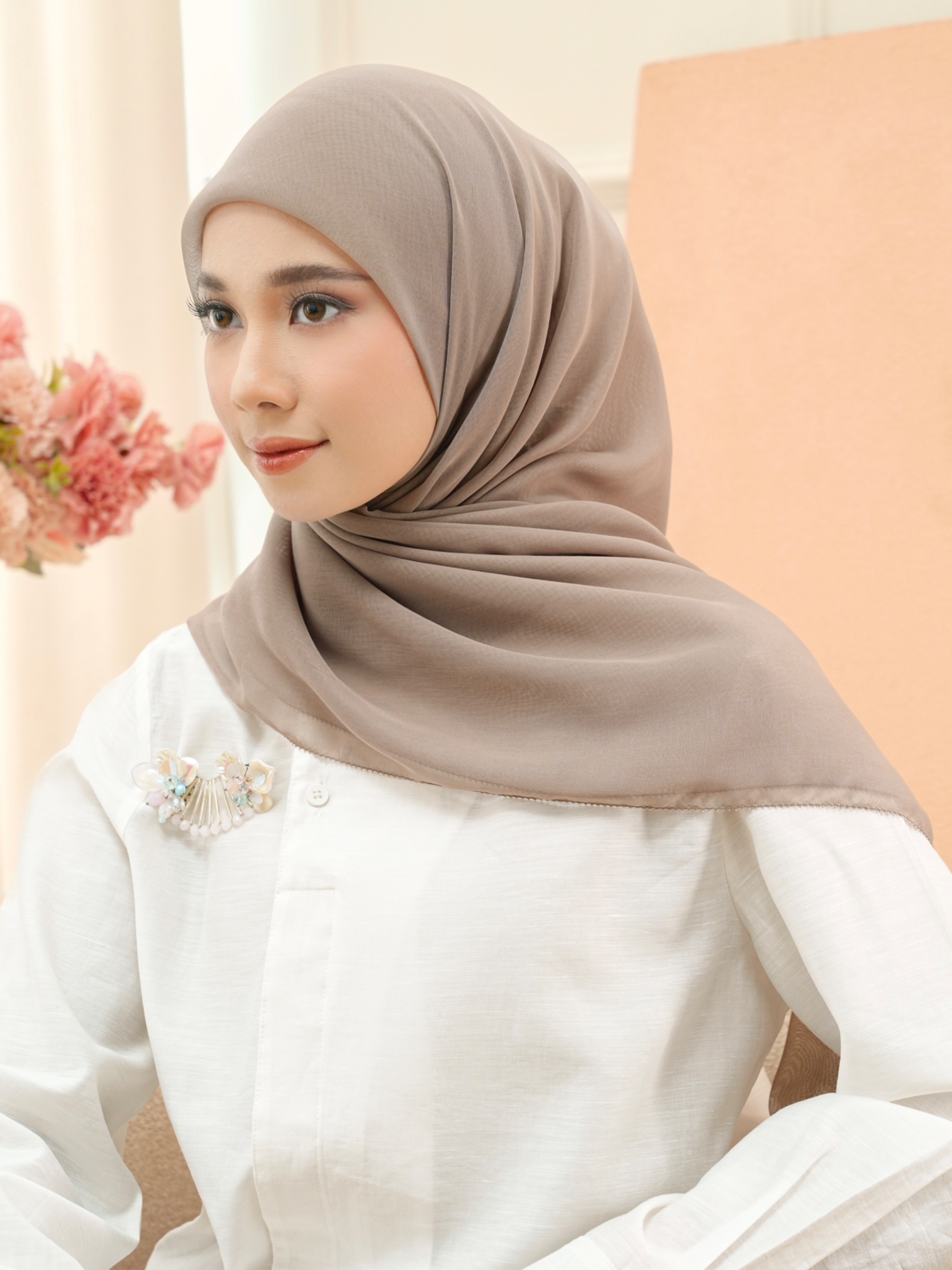 Gea Plain Hijab Mocca