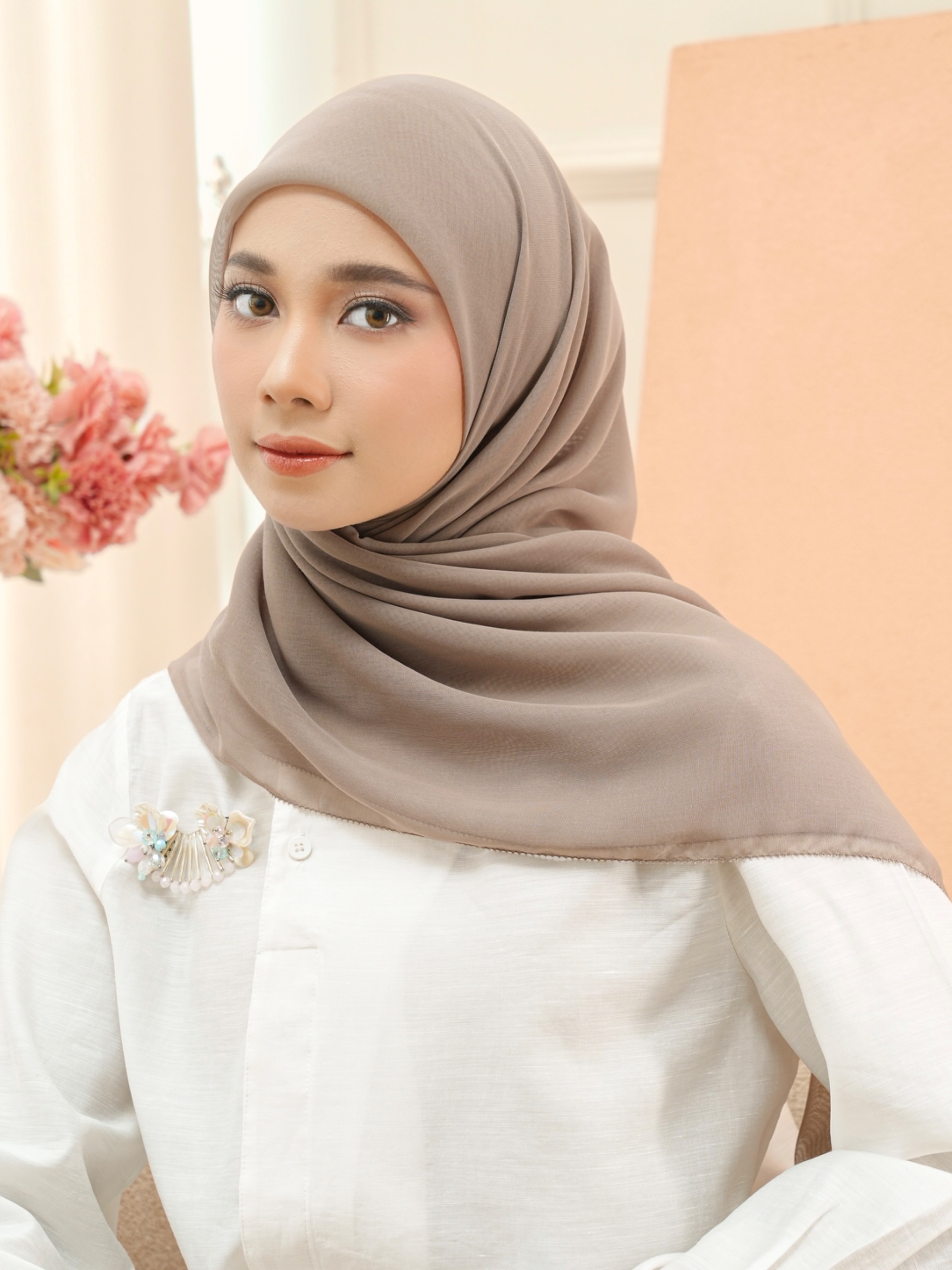 Gea Plain Hijab Mocca