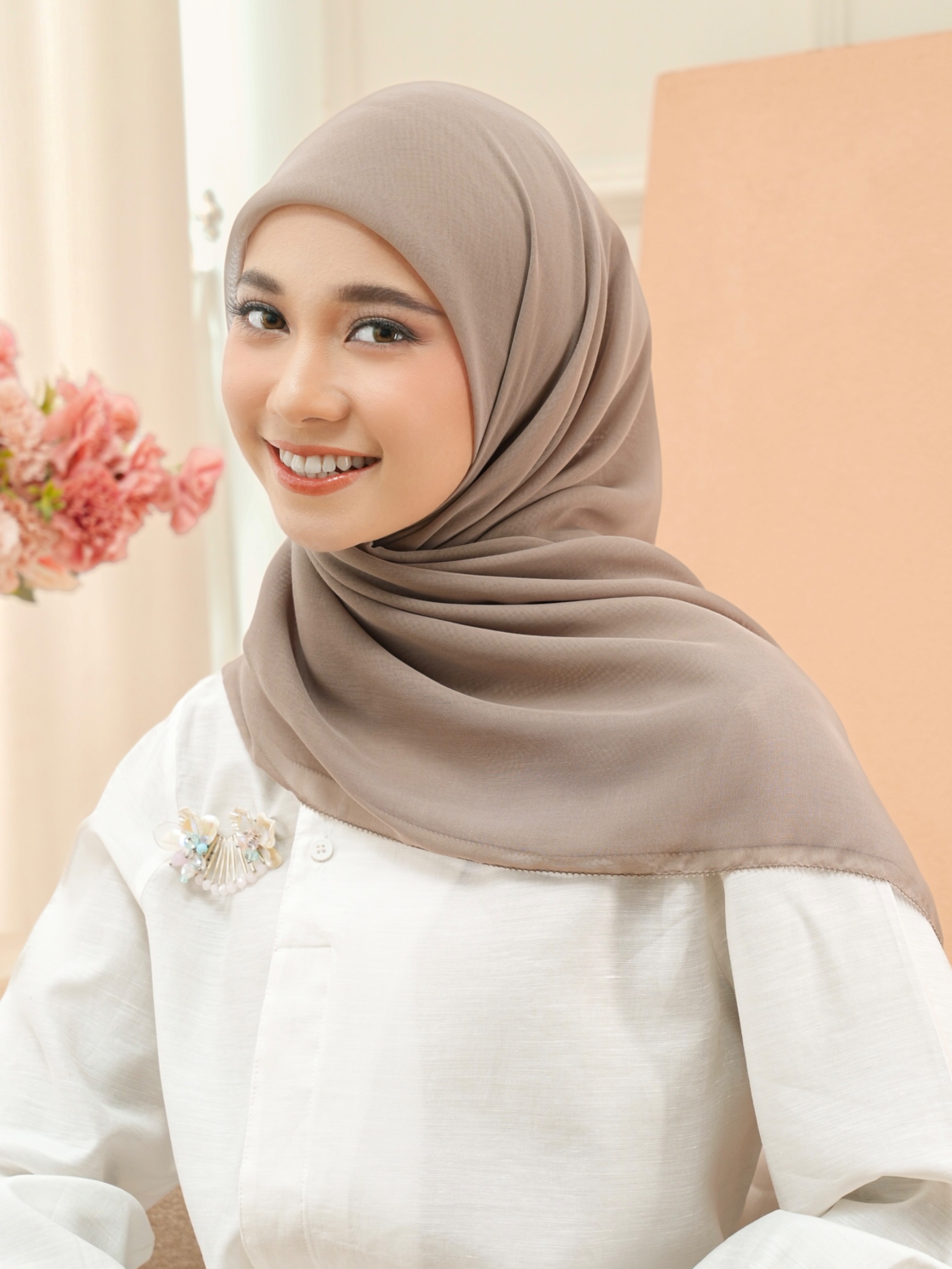 Gea Plain Hijab Mocca