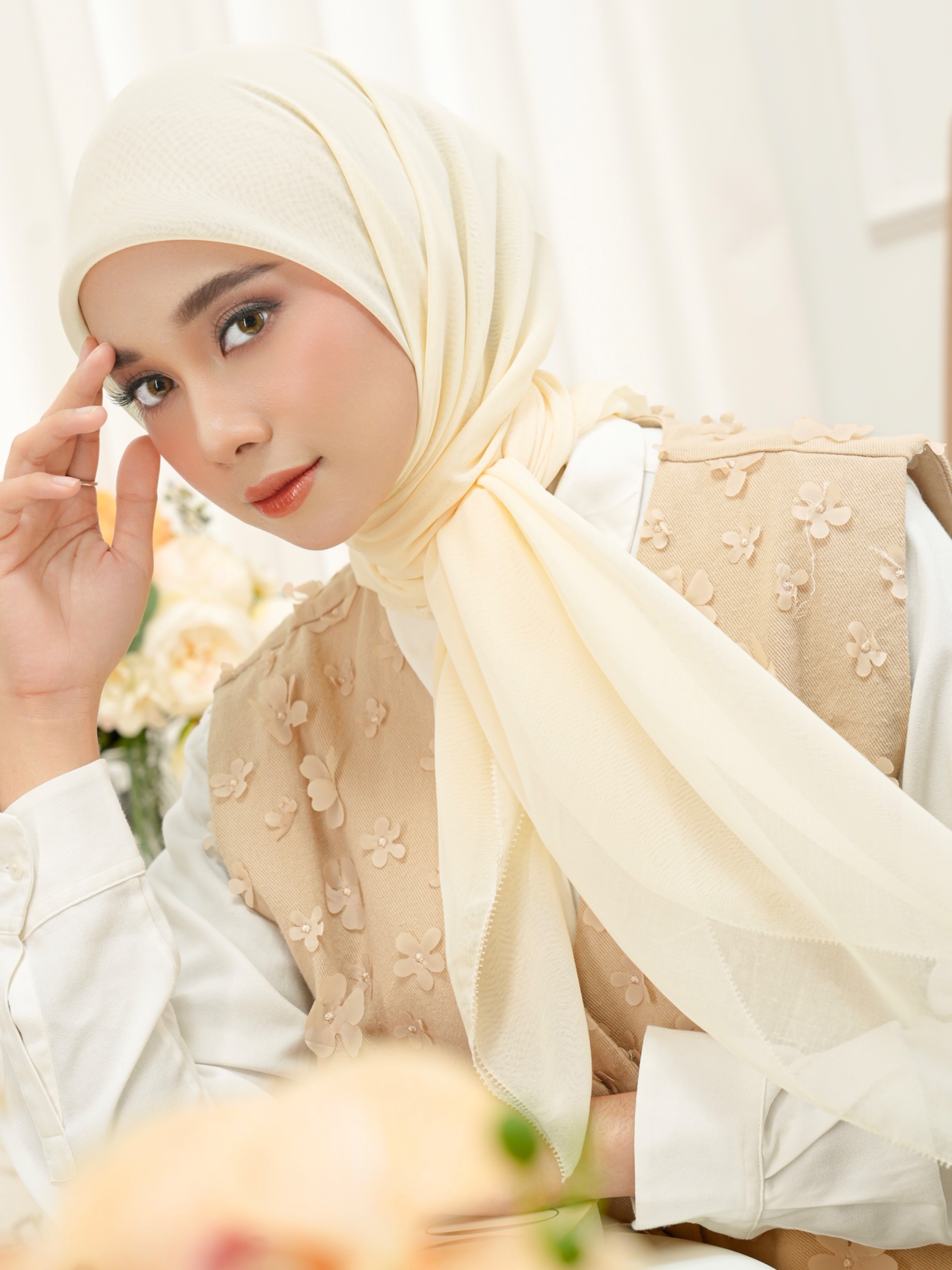Gea Plain Hijab Butter