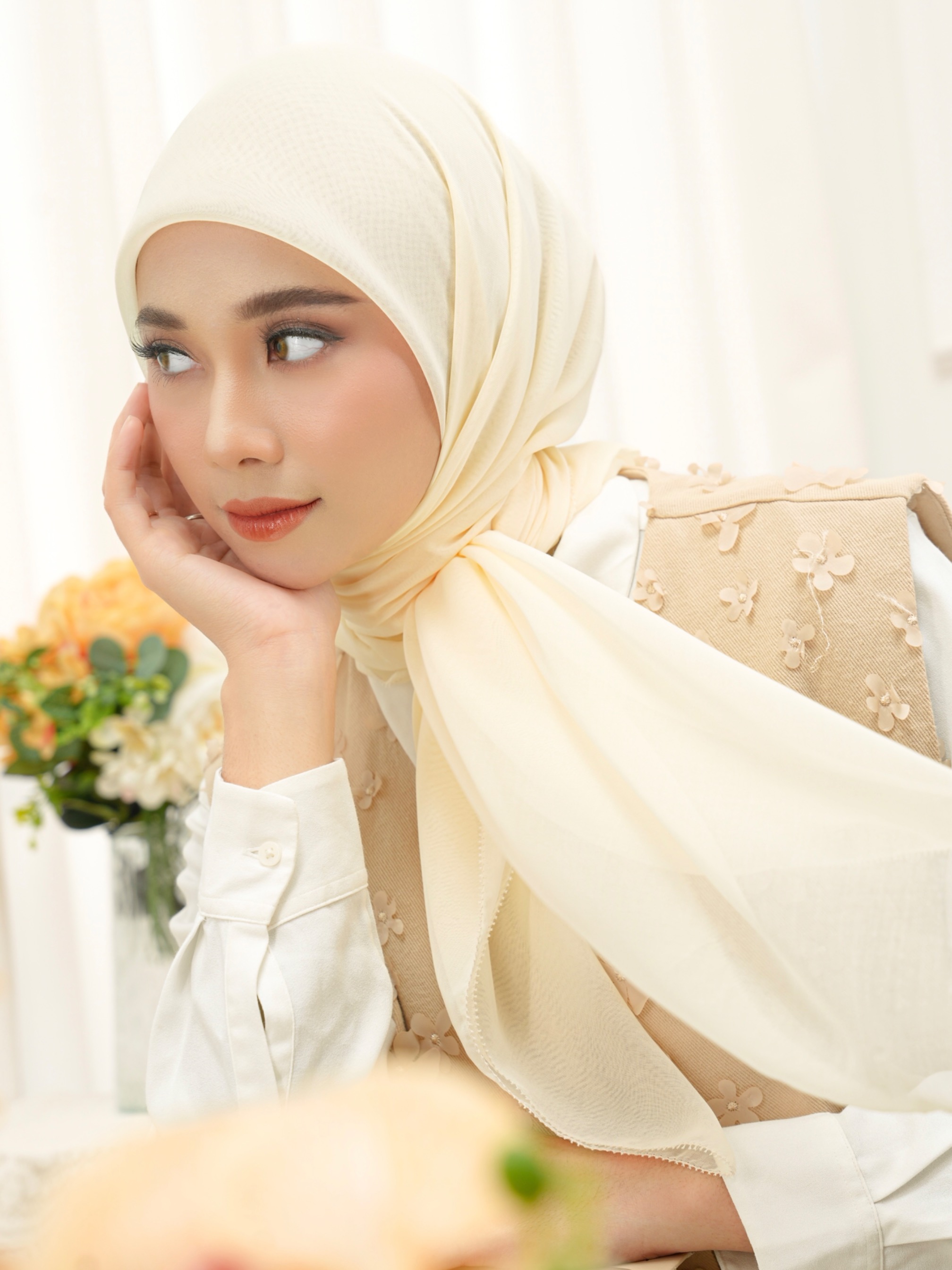 Gea Plain Hijab Butter