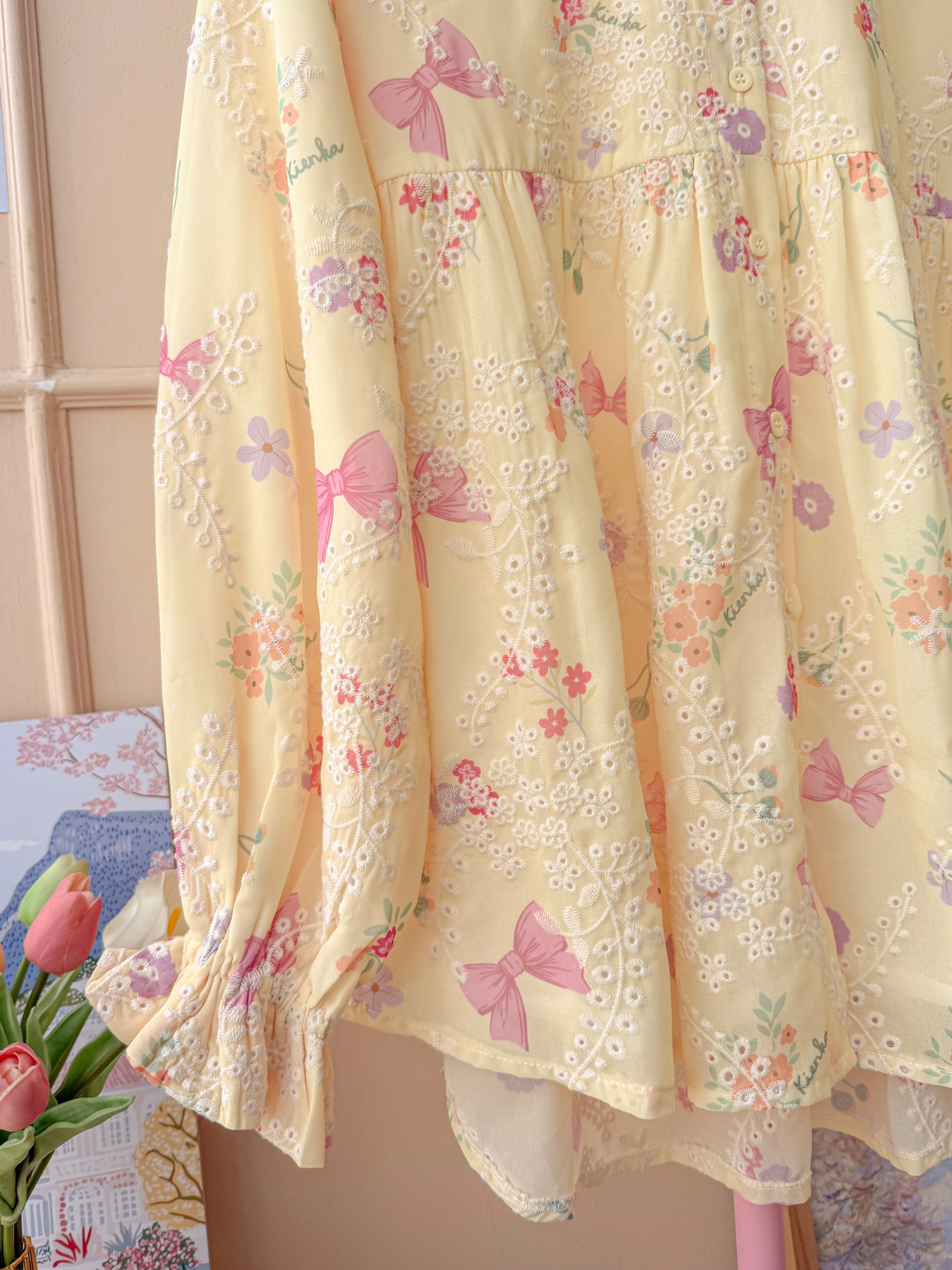 Yoona Embroidery Blouse Canary