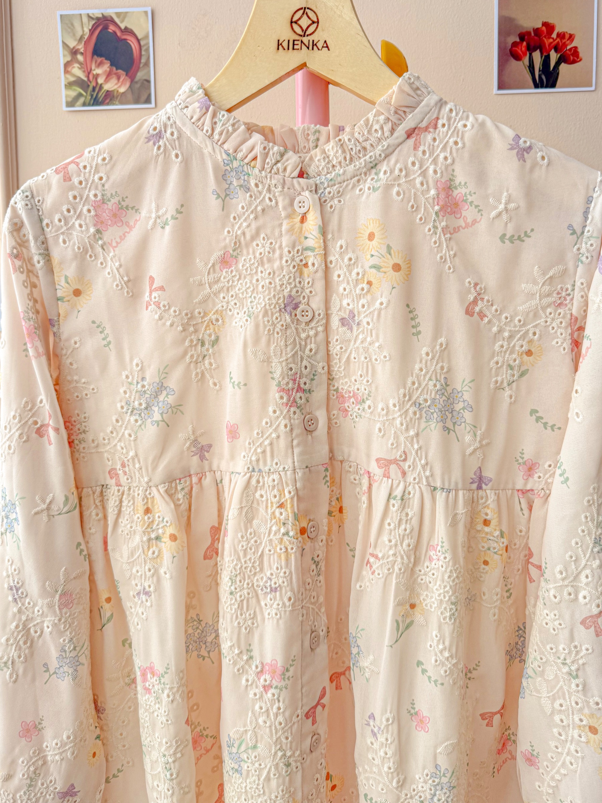 Yoona Embroidery Blouse Ivory