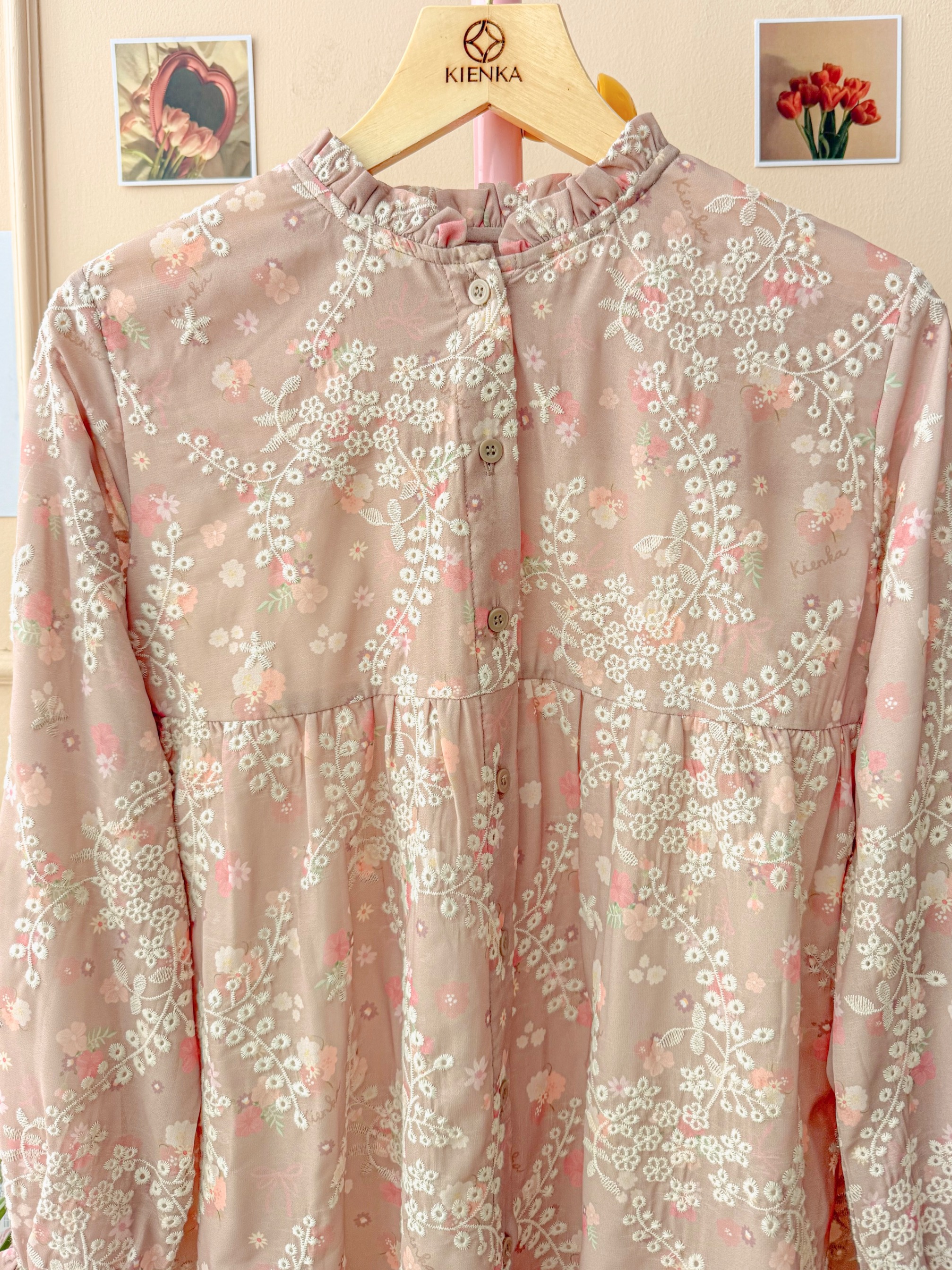 Yoona Embroidery Blouse Granola