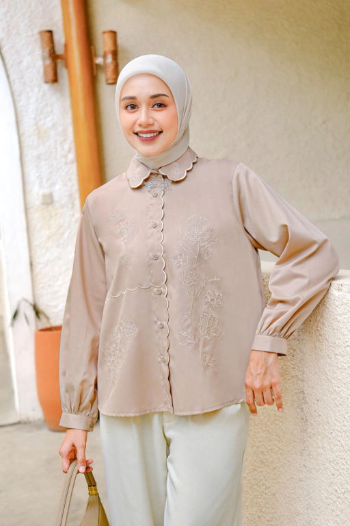 Image of Naira Embroidery Crop Shirt Clay