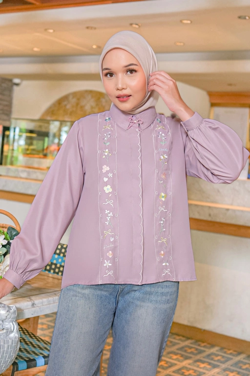 Image of Celia Embroidery Shirt Lylac