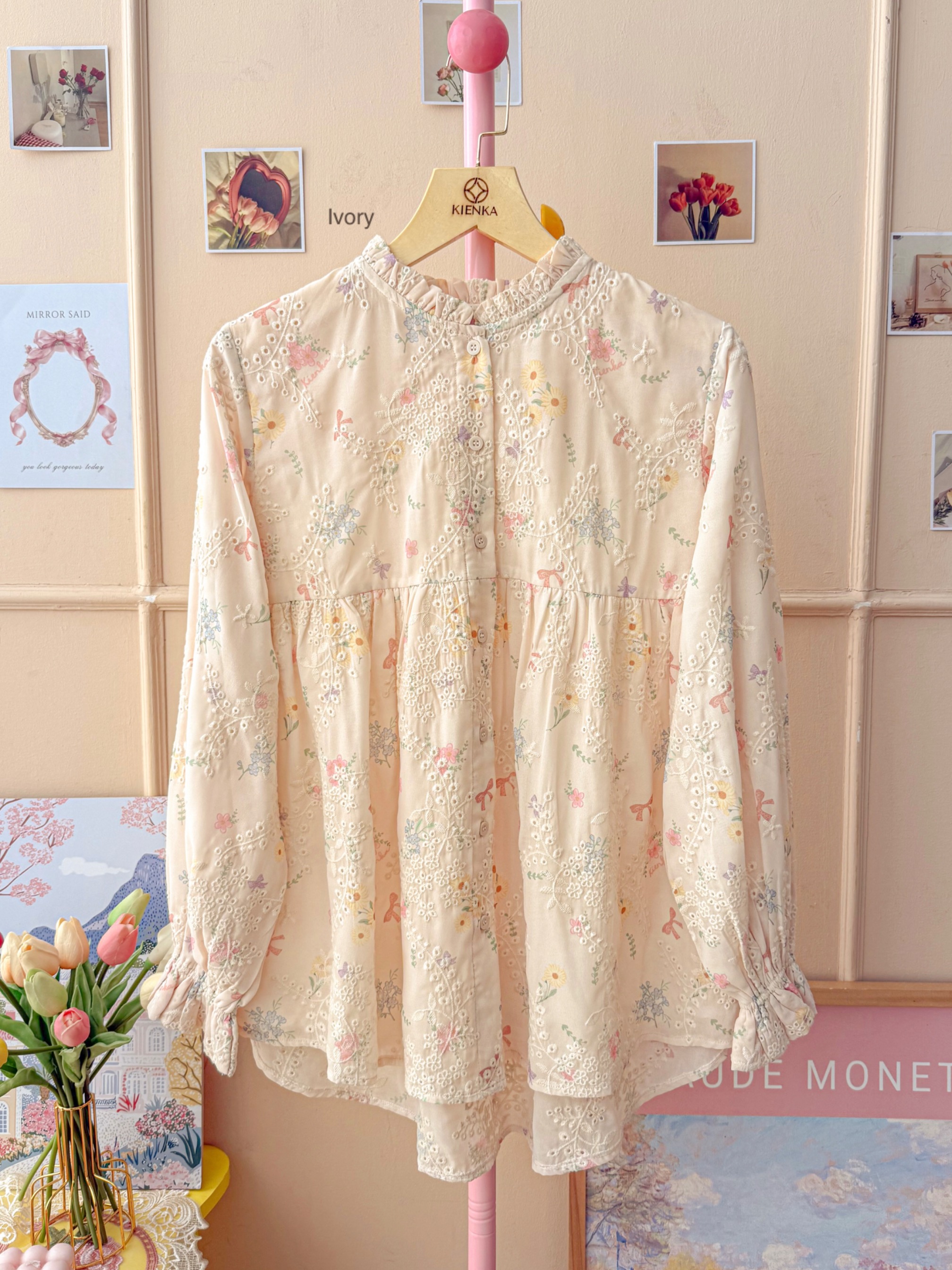 Yoona Embroidery Blouse Ivory