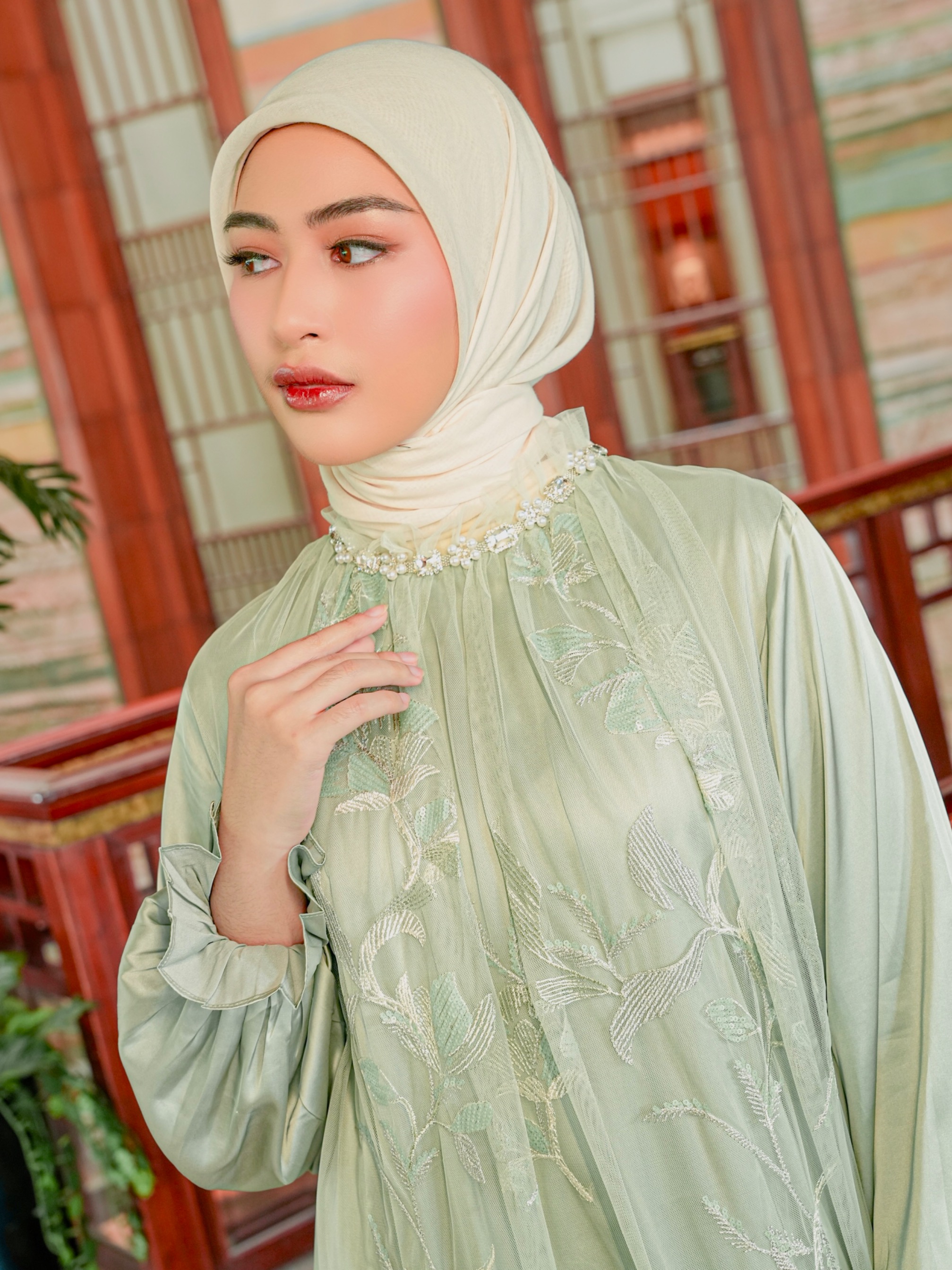 Seradina Dress Ibu Minty