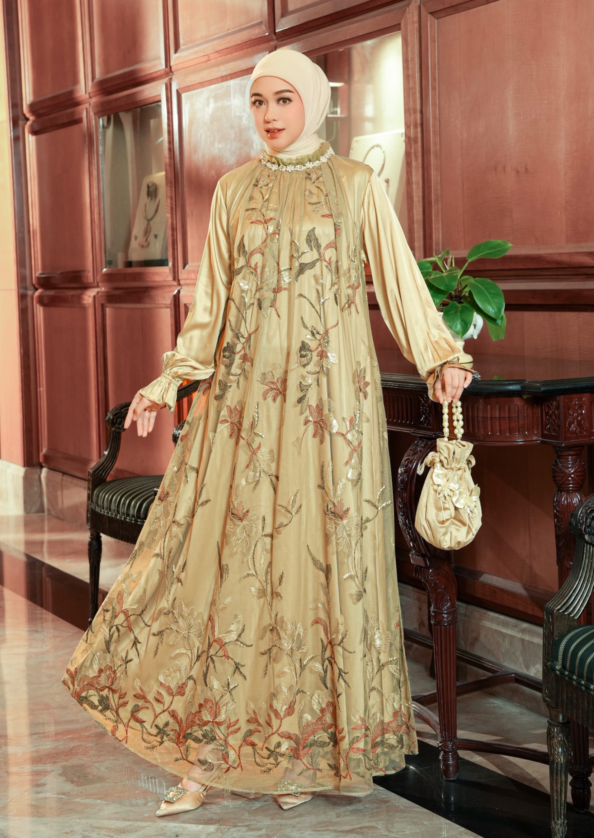 Seradina Dress Ibu Moss