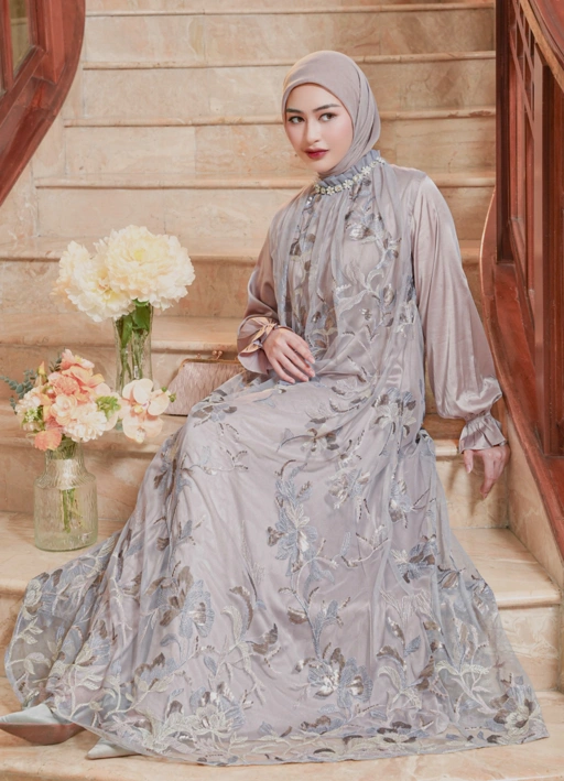 Image of Seradina Dress Ibu Serenity