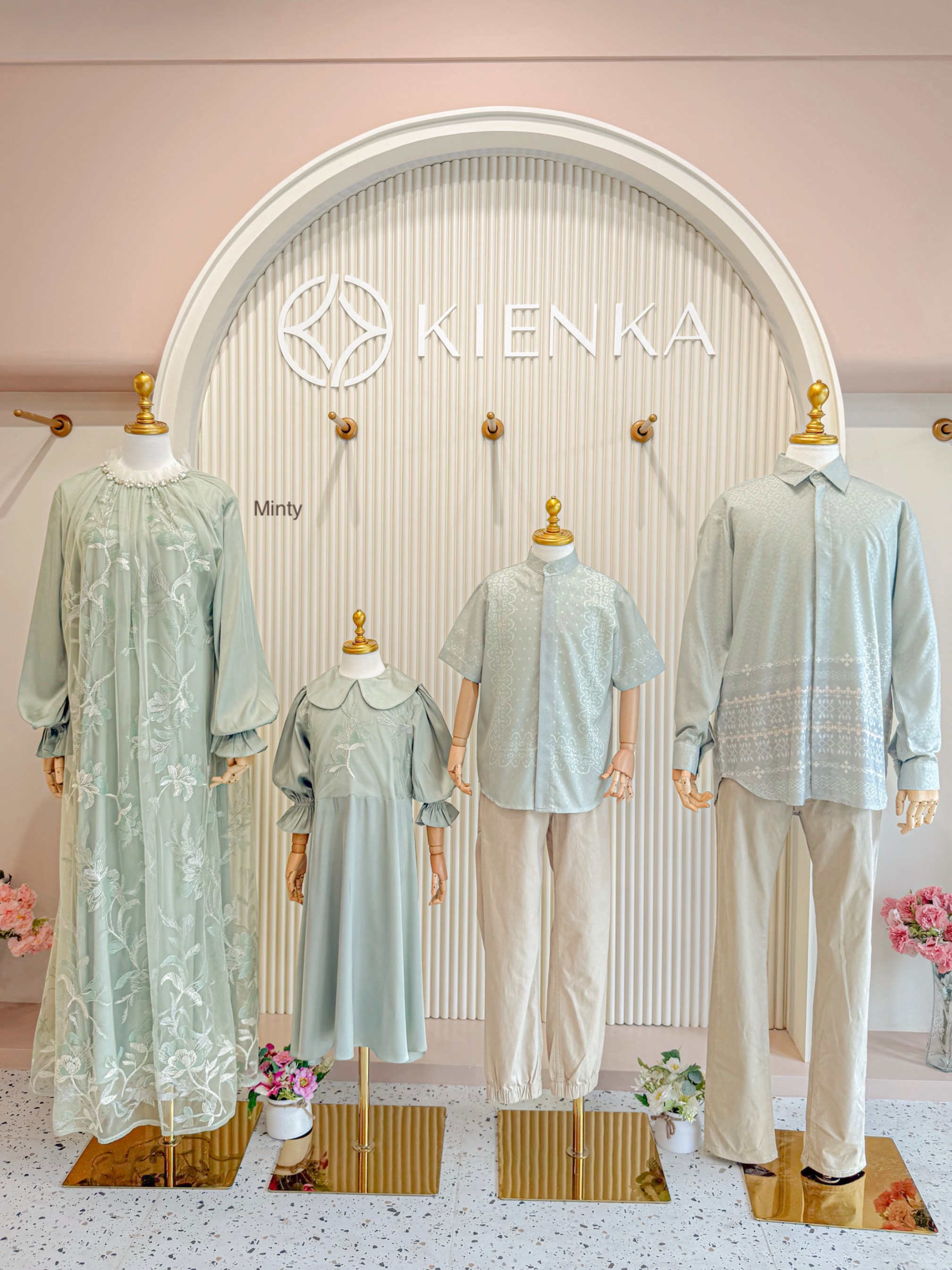 Seradina Dress Ibu Minty