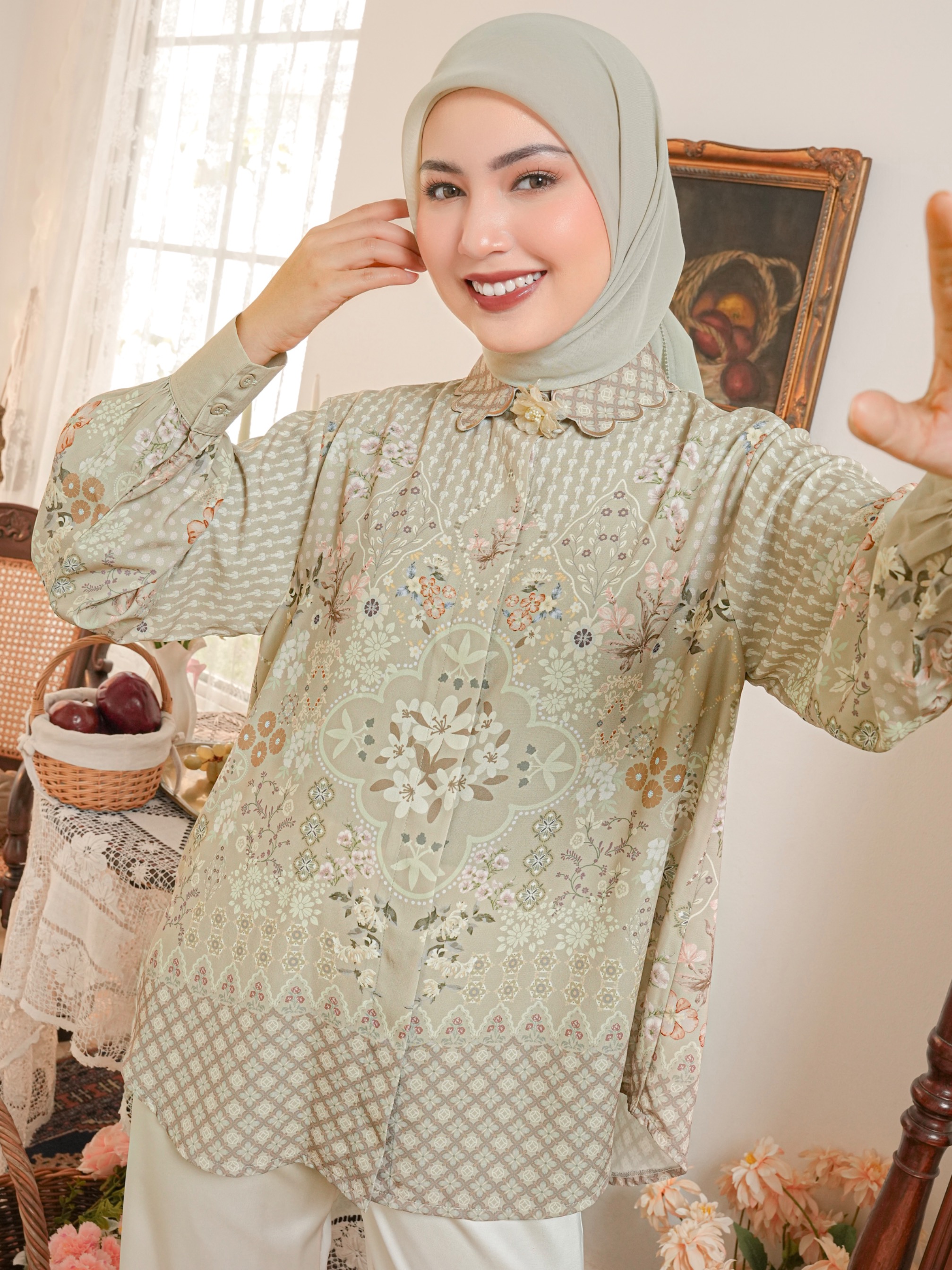 Aurelie Blouse Sage
