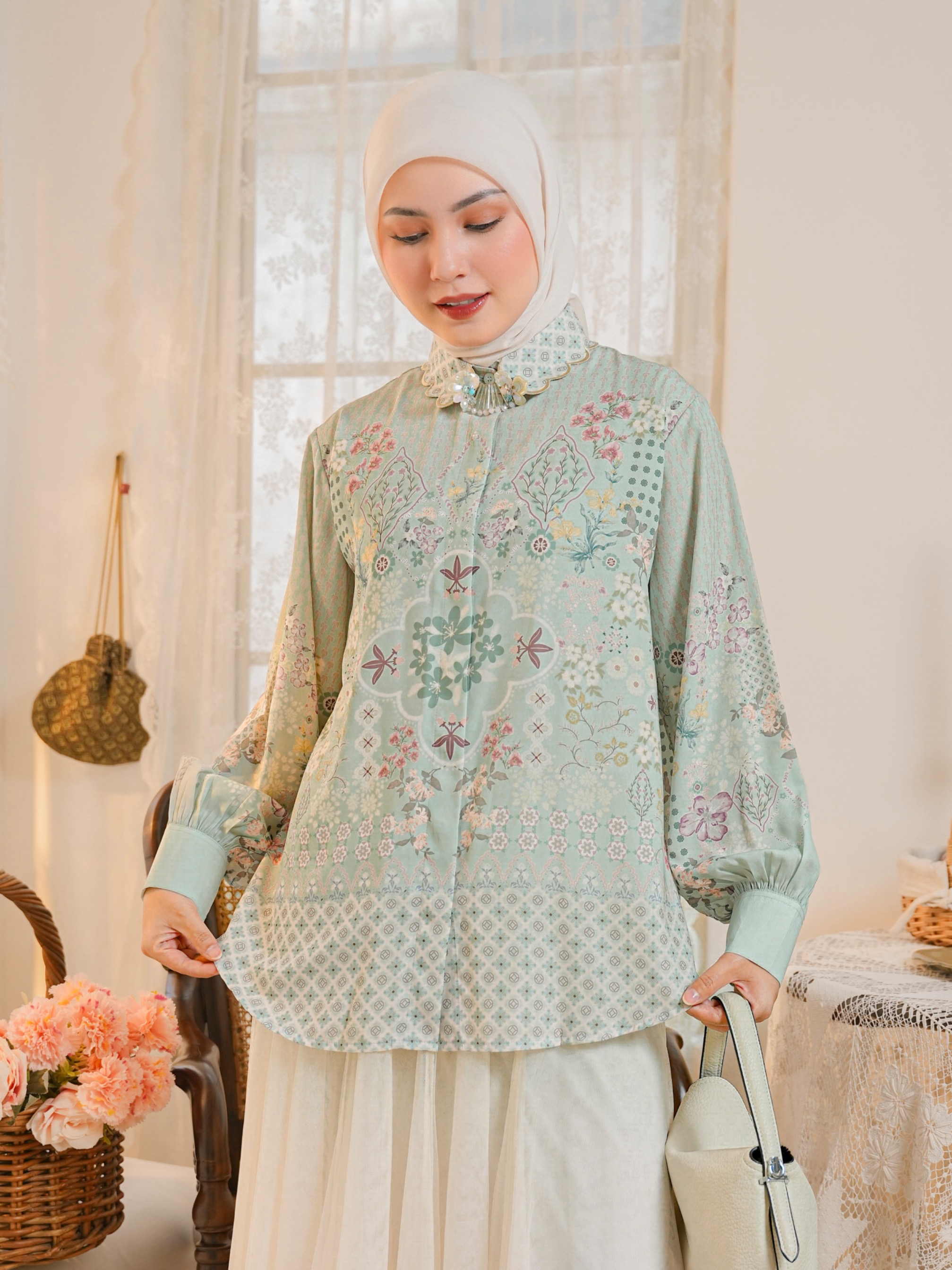 Aurelie Blouse Breeze