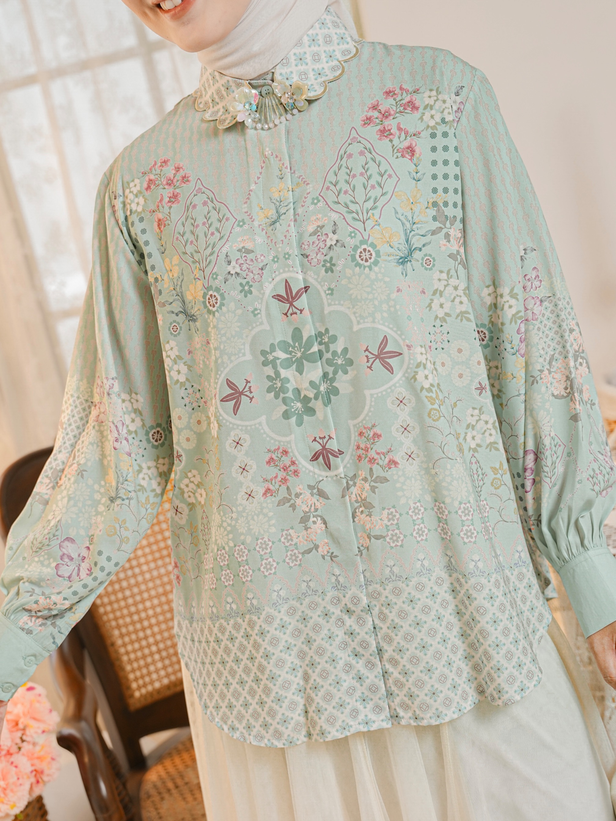 Aurelie Blouse Breeze