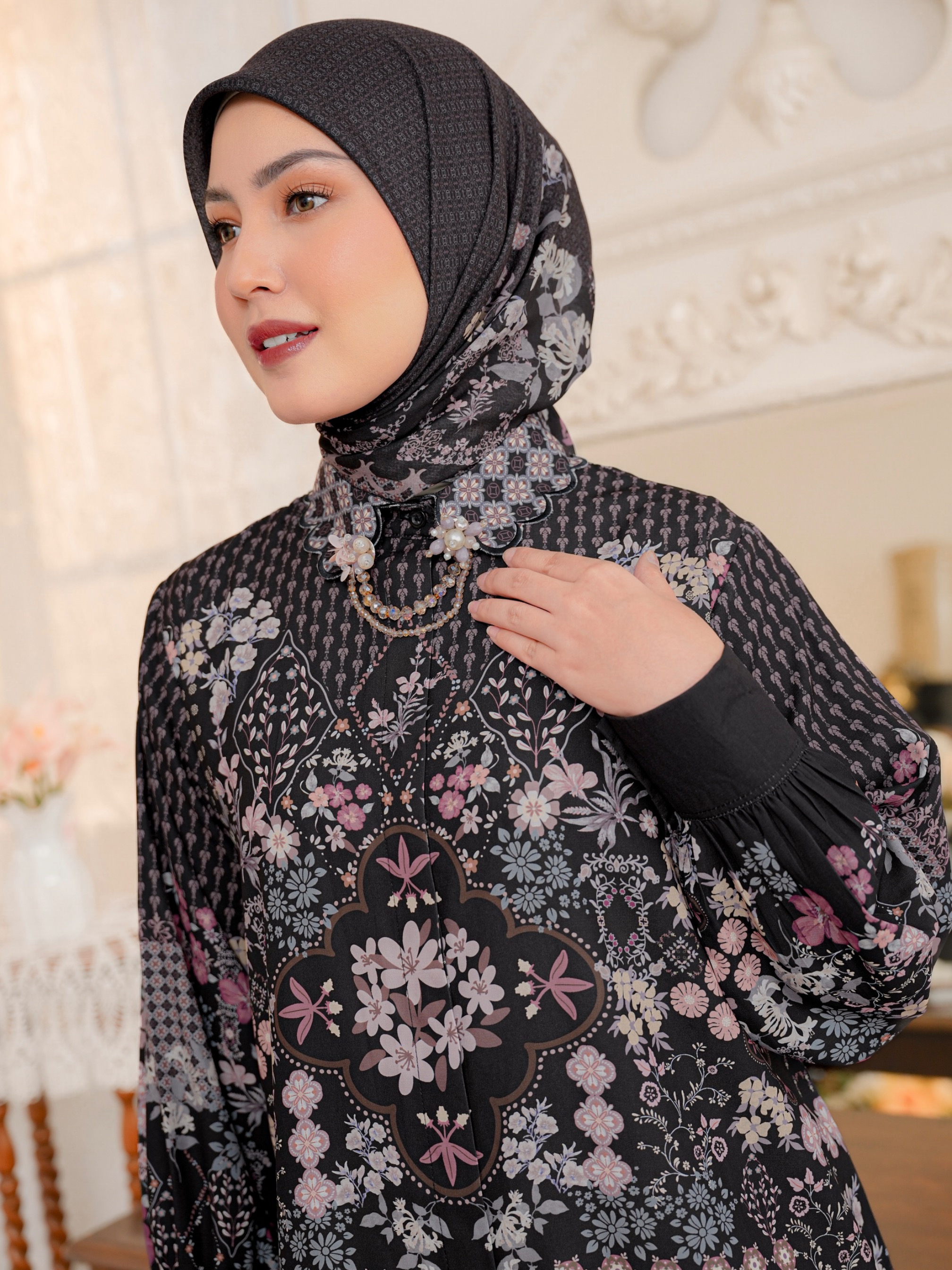 Aurelie Blouse Ebony