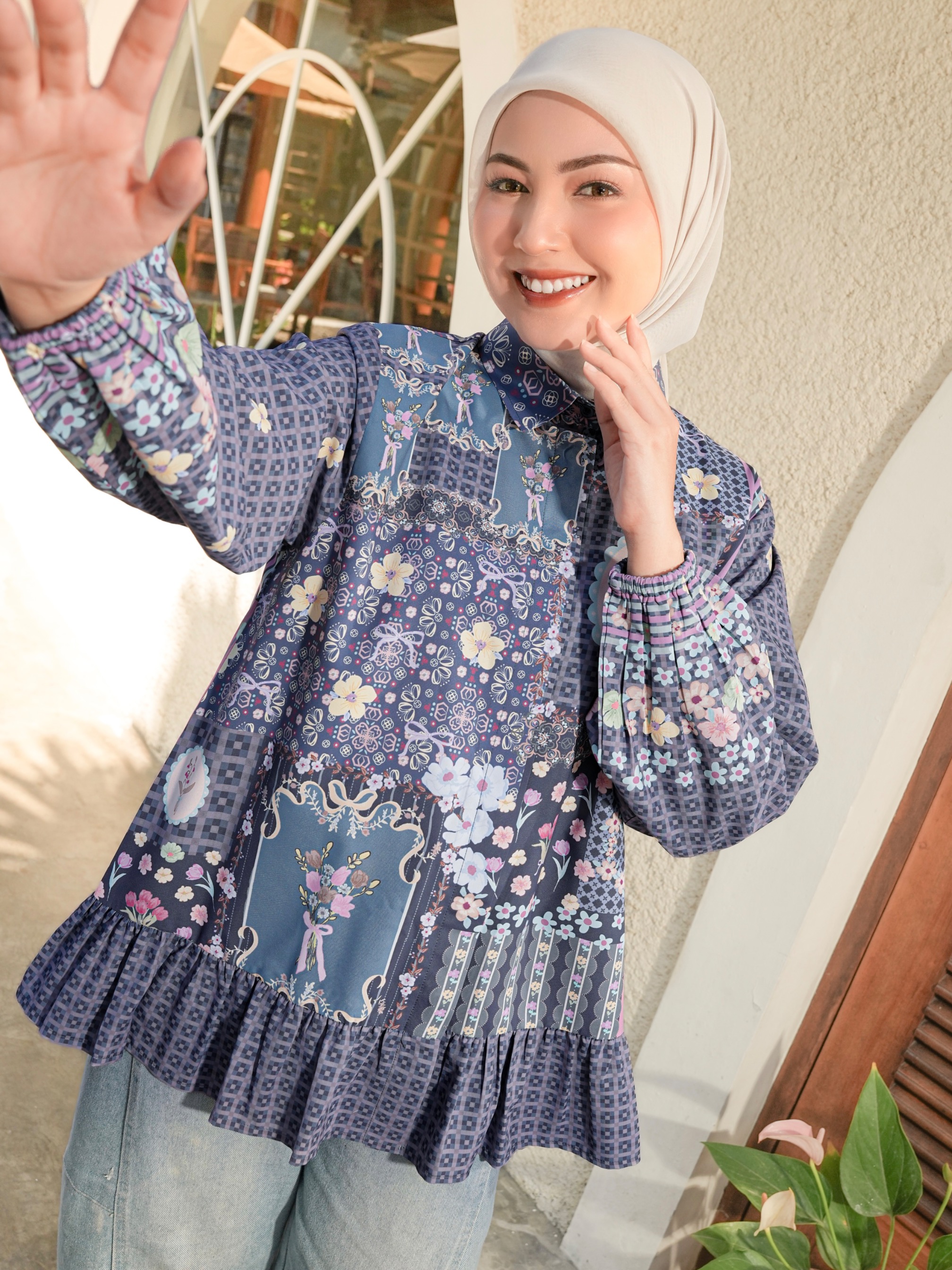 Azalea Blouse Indigo