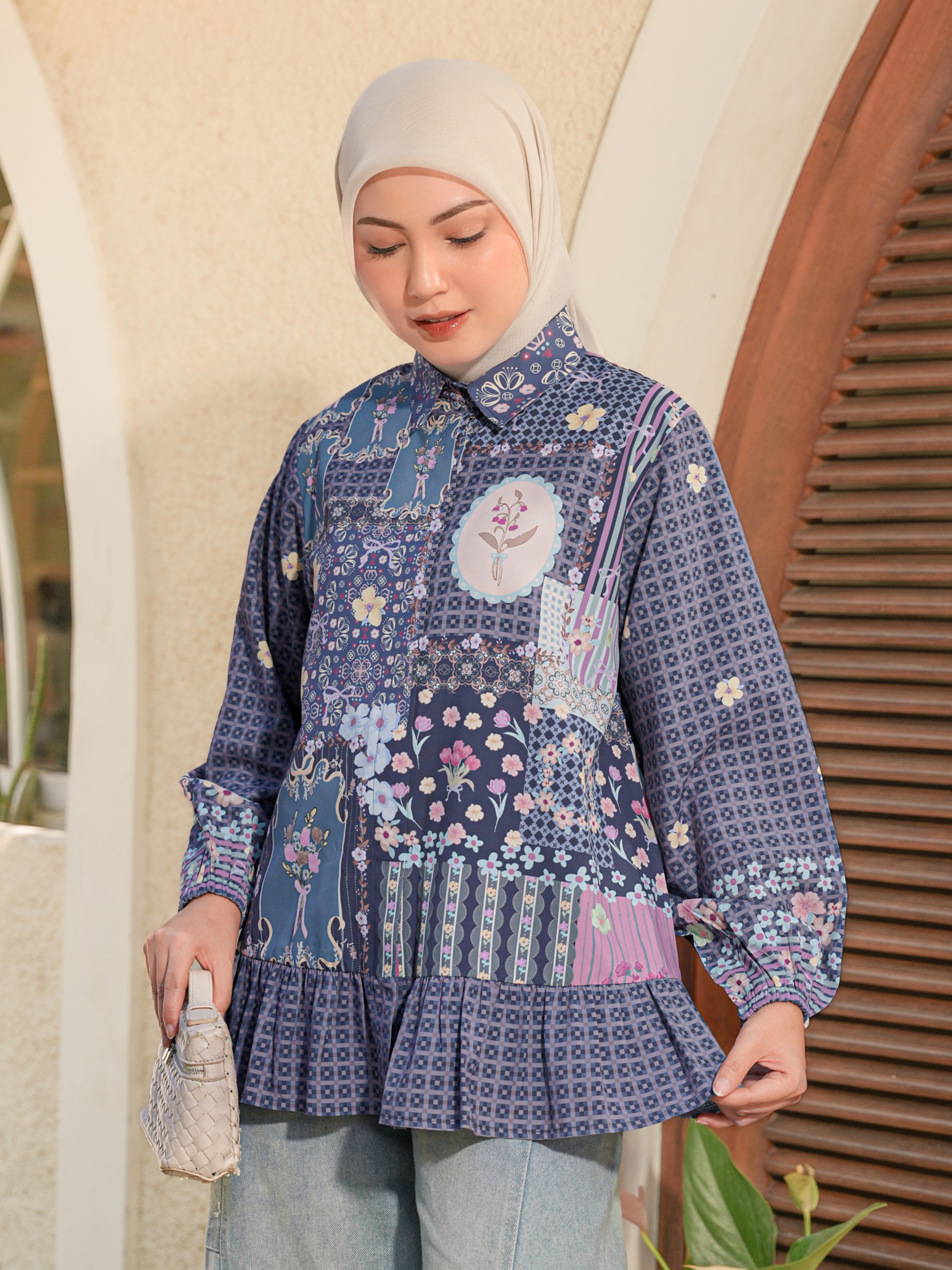 Azalea Blouse Indigo