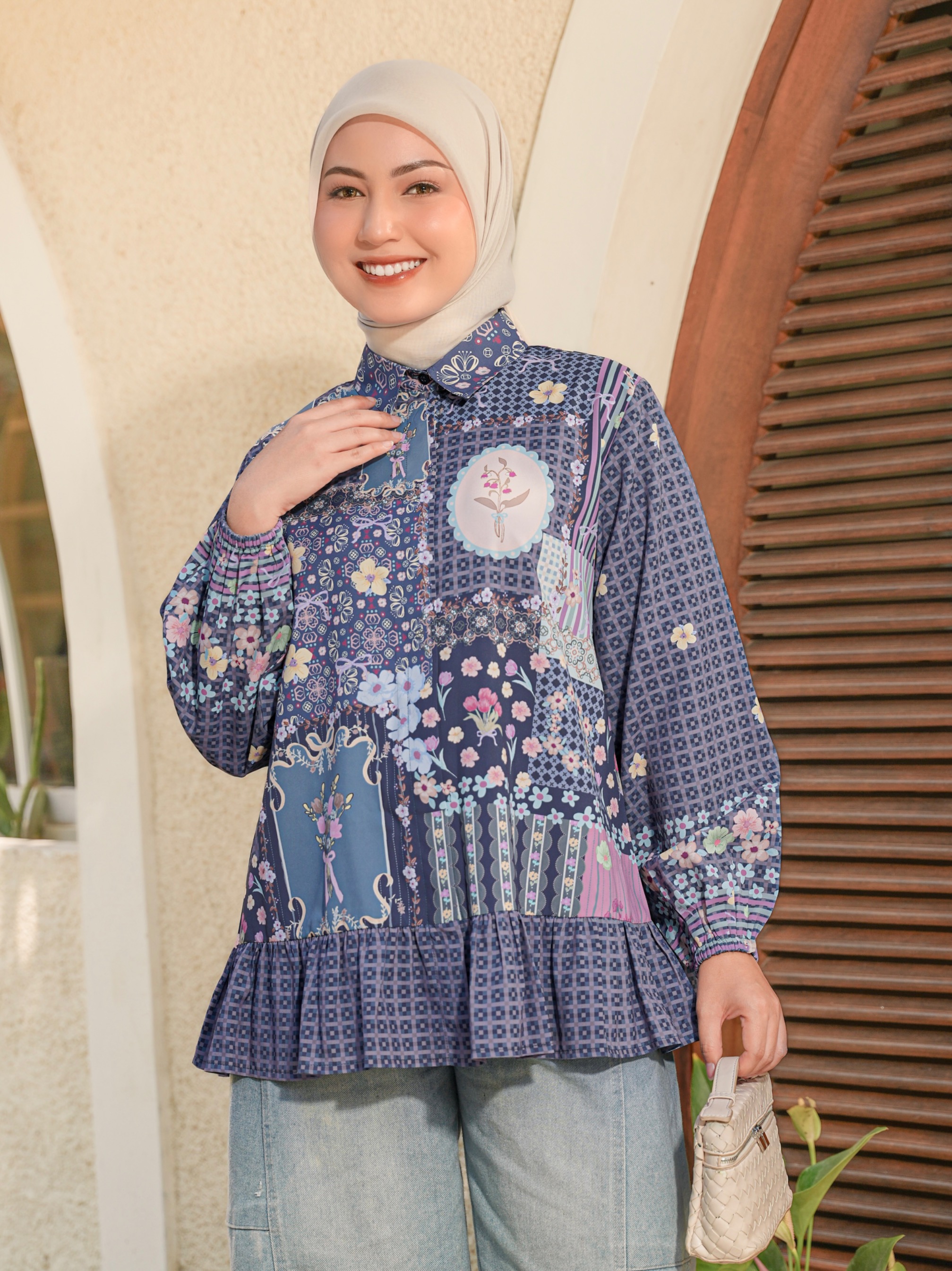 Azalea Blouse Indigo