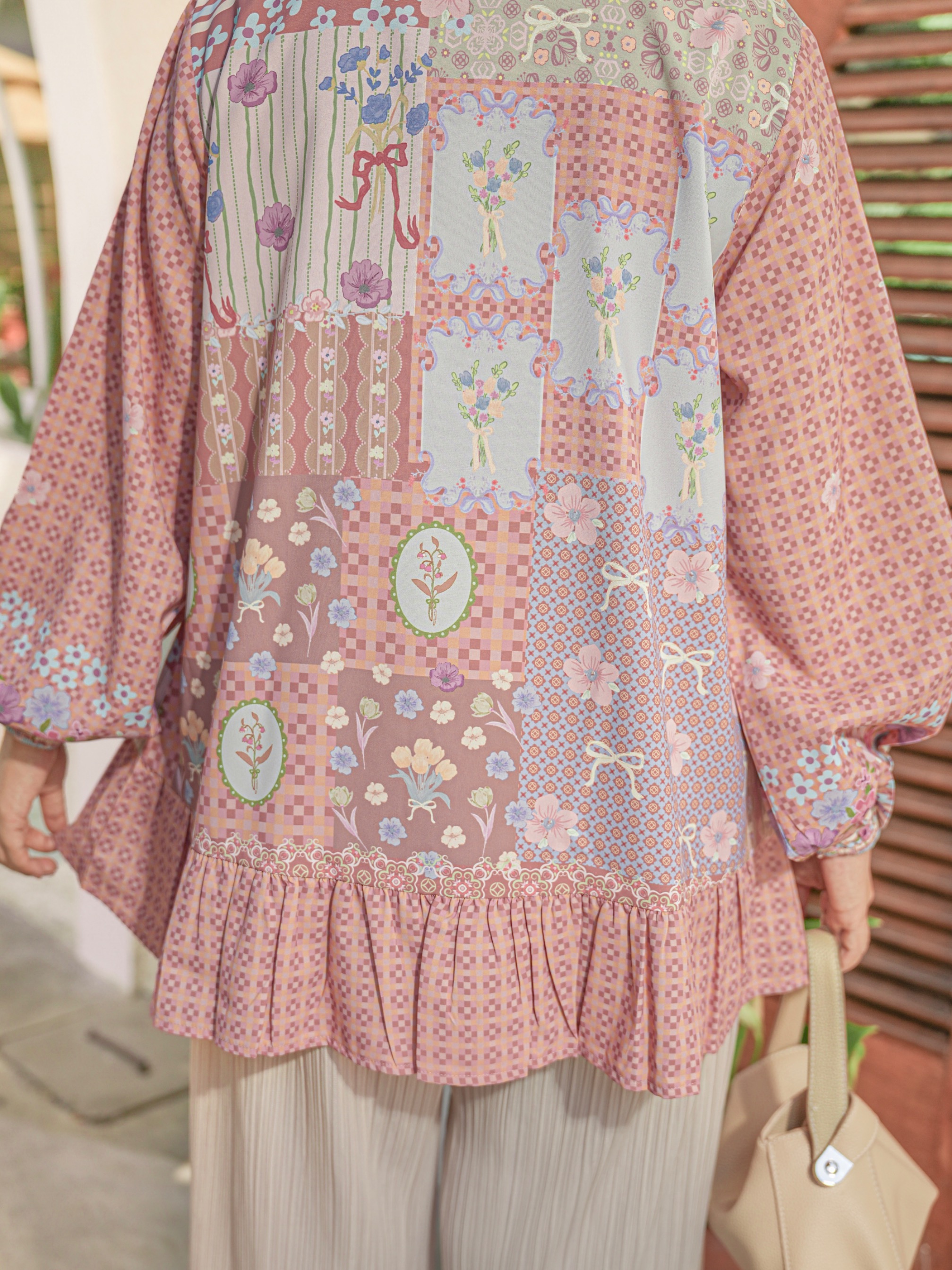 Azalea Blouse Rosette