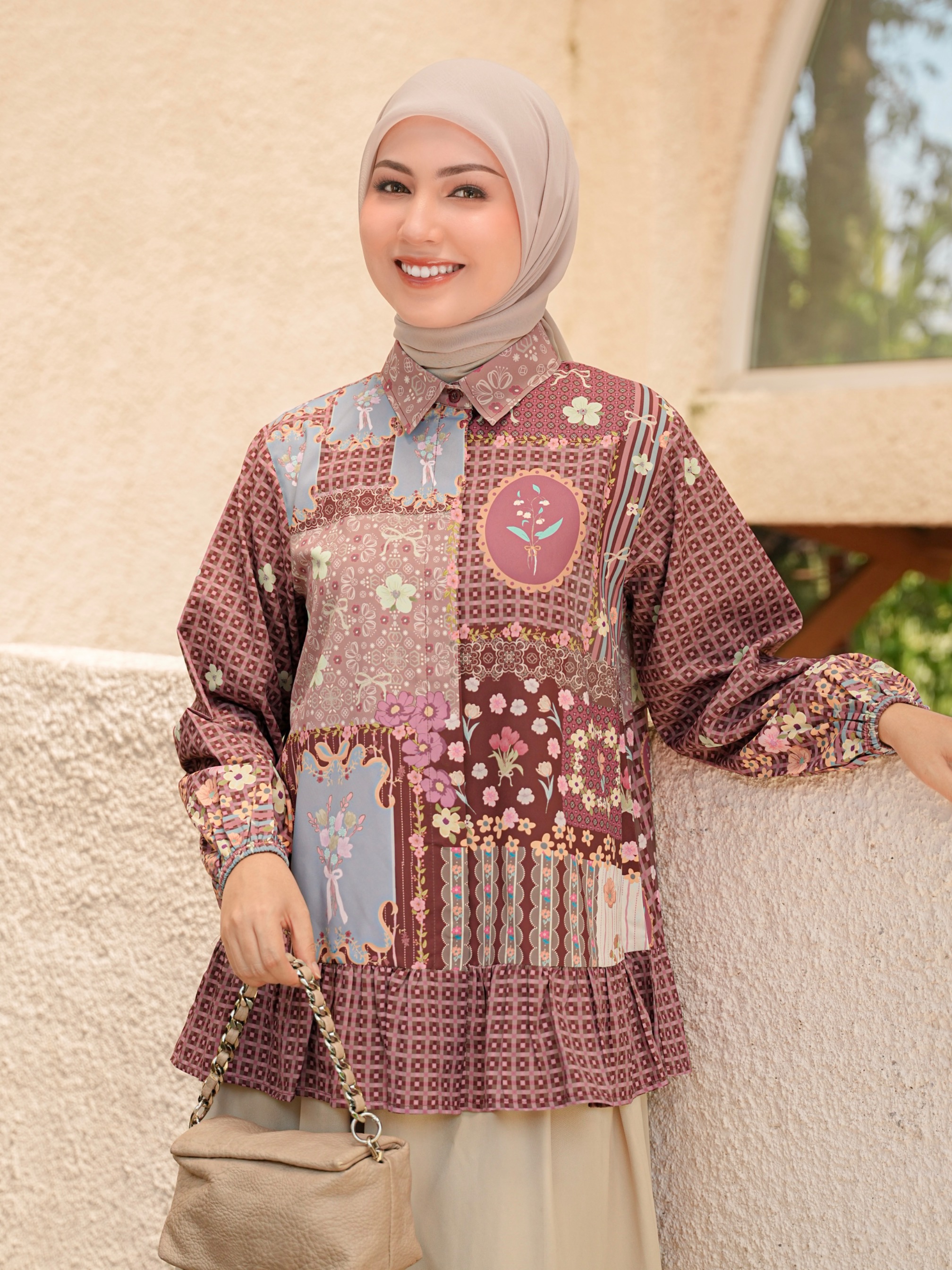 Azalea Blouse Burgundy