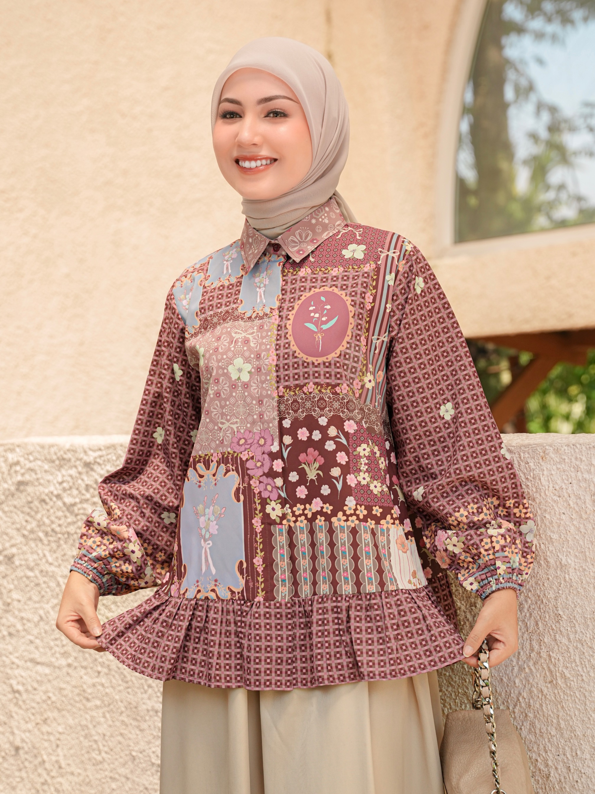 Azalea Blouse Burgundy