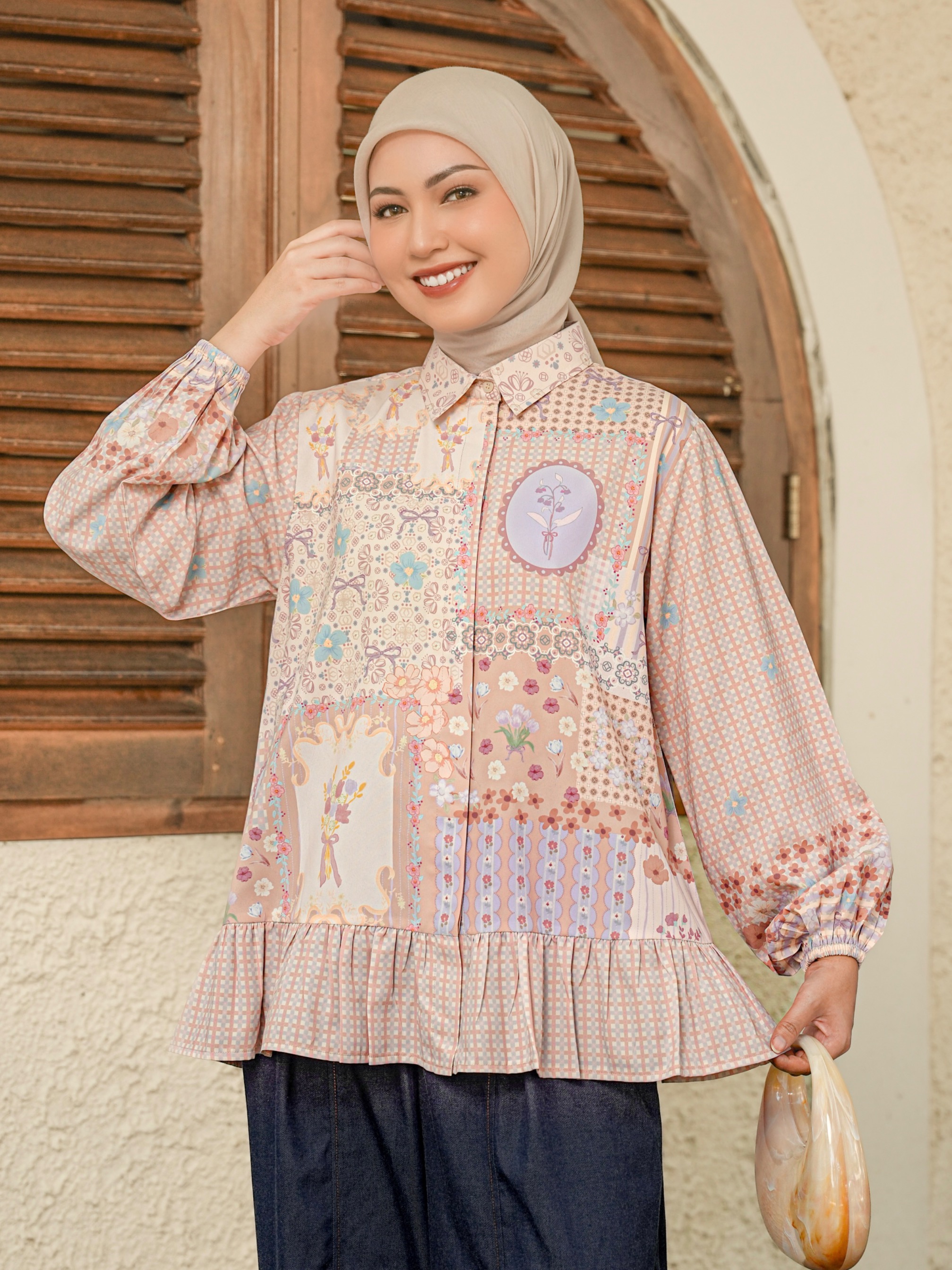 Azalea Blouse Nude