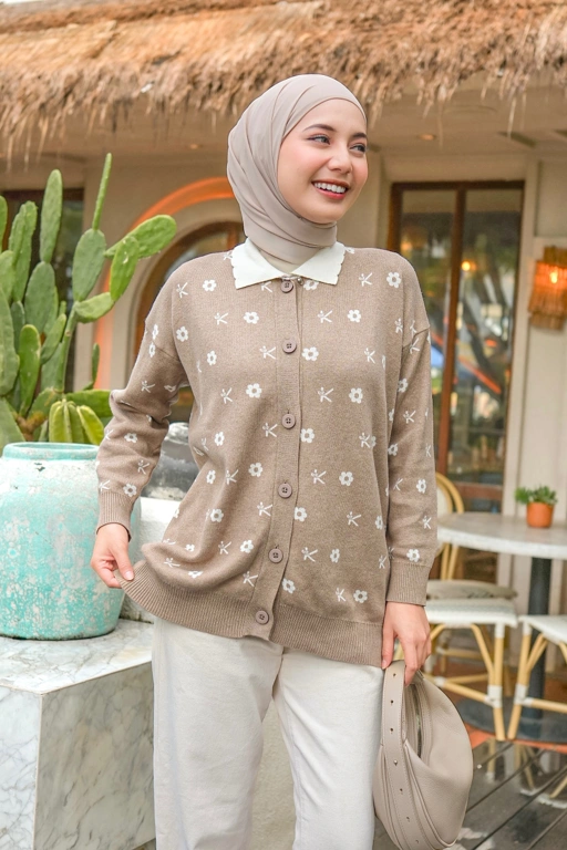 Image of Kania Monogram Knit Walnut