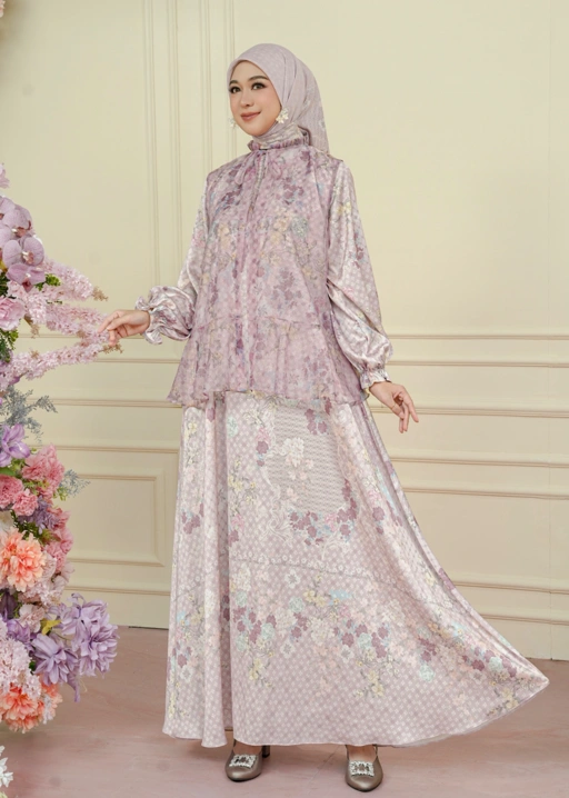 Image of Ansaira Dress Ibu Mauve