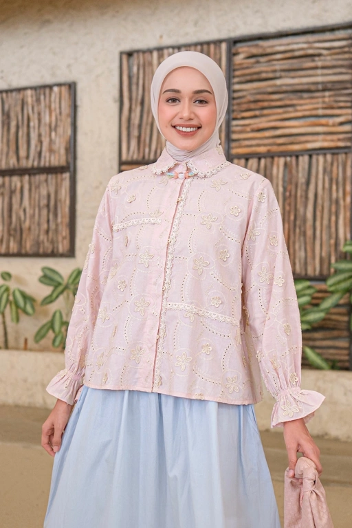 Image of Viona Shirt Crop Delicate