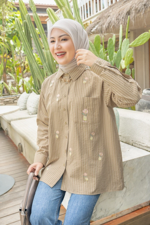 Image of Aruna Embroidery Shirt Tawny