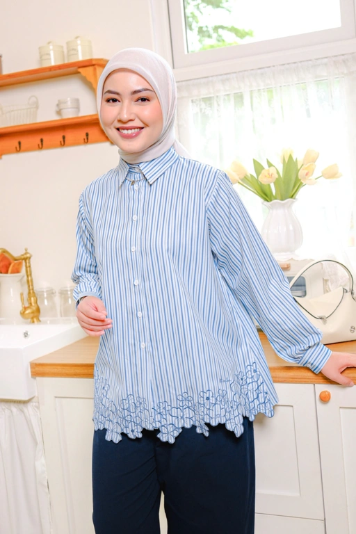 Image of Becca Embroidery Shirt Denim