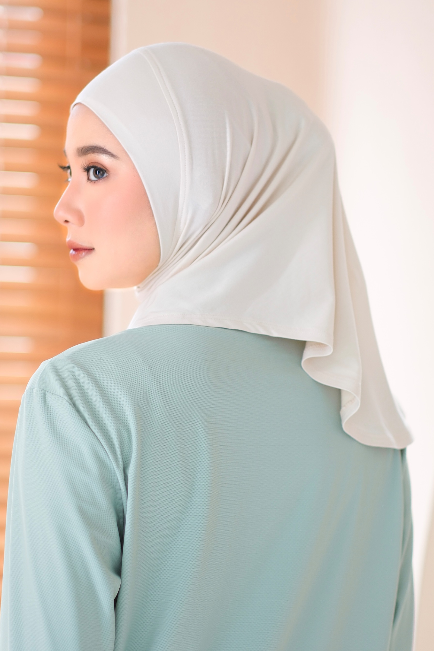 Nara Hijab Sport Apricot