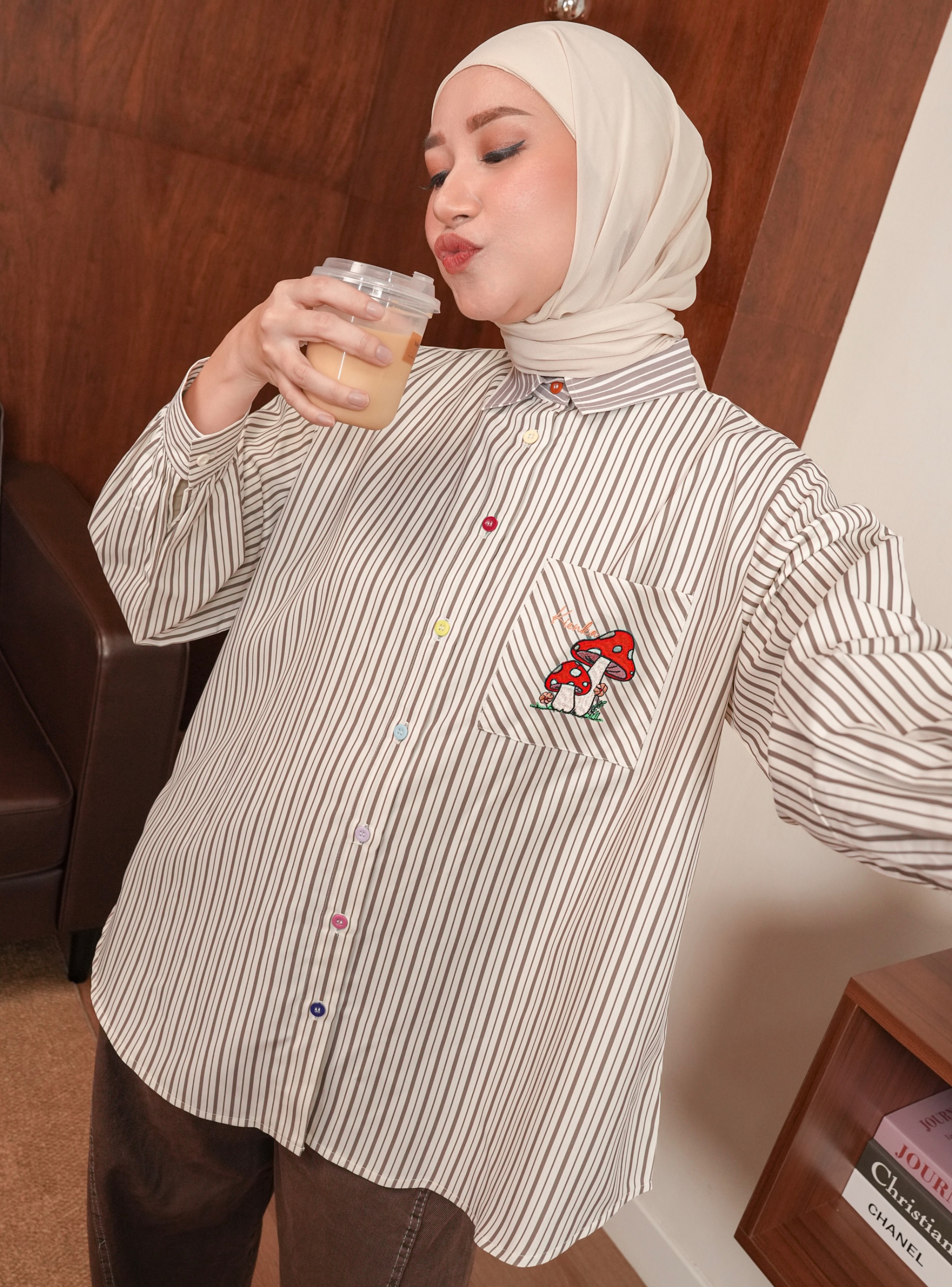 Yuna Stripe Shirt Taupe