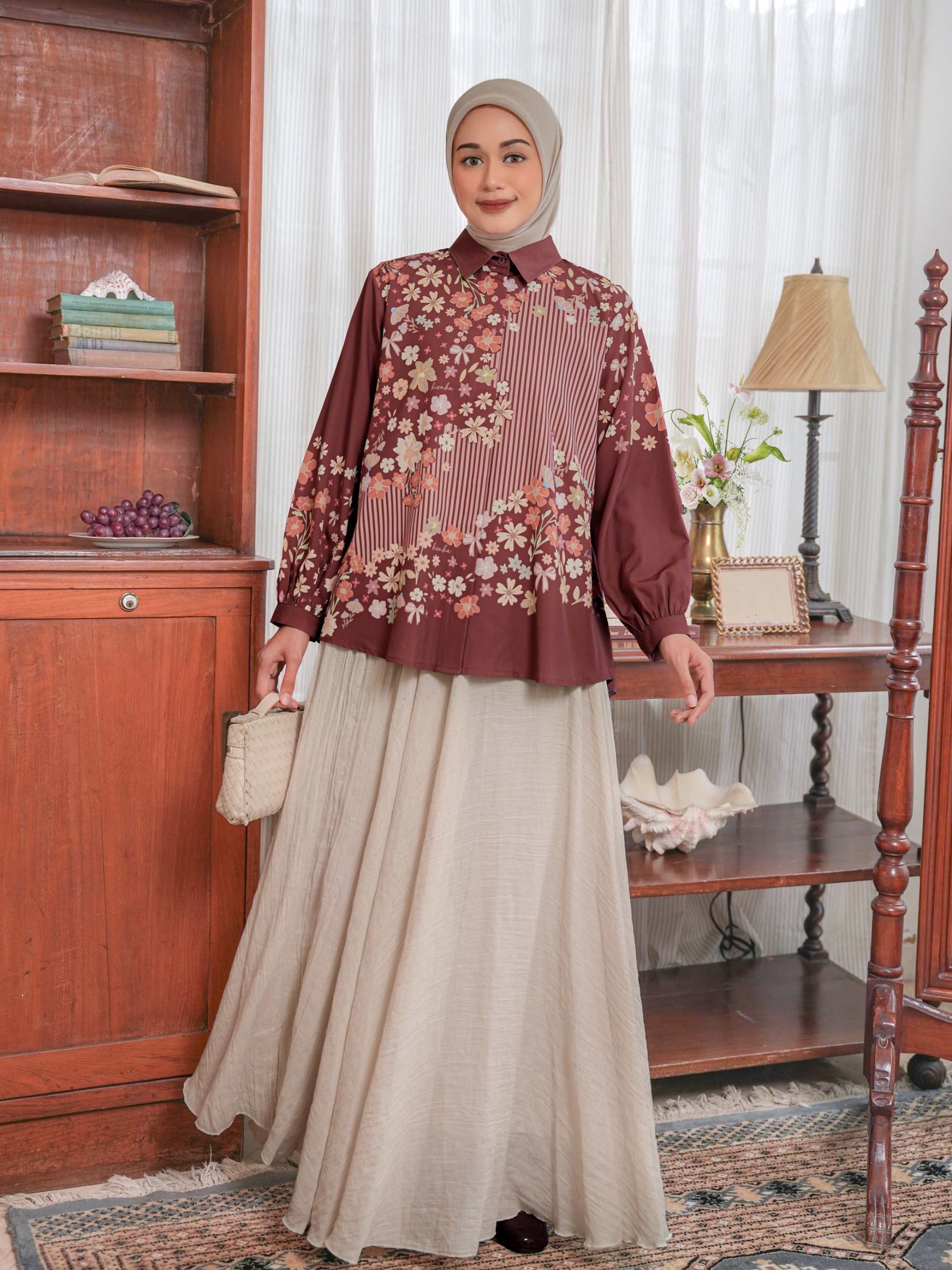 Arumi Blouse Mahogany